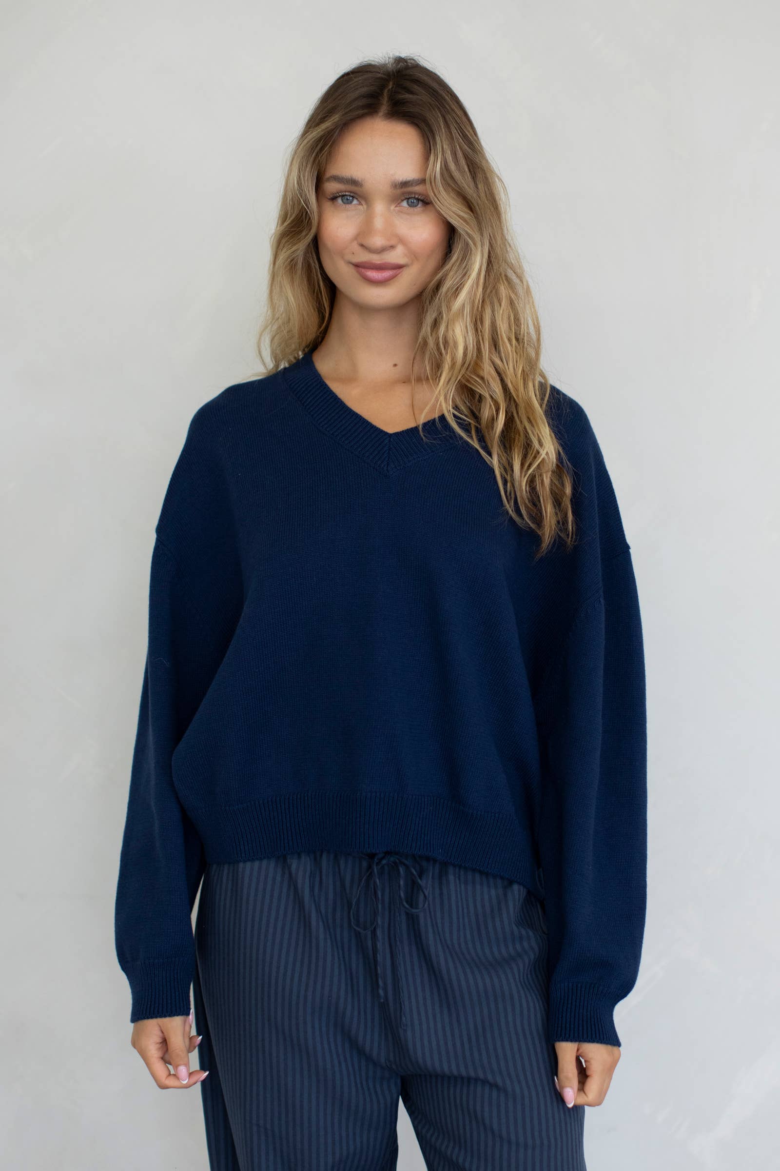 Chloe Cozy V-Neck Sweater in Pink