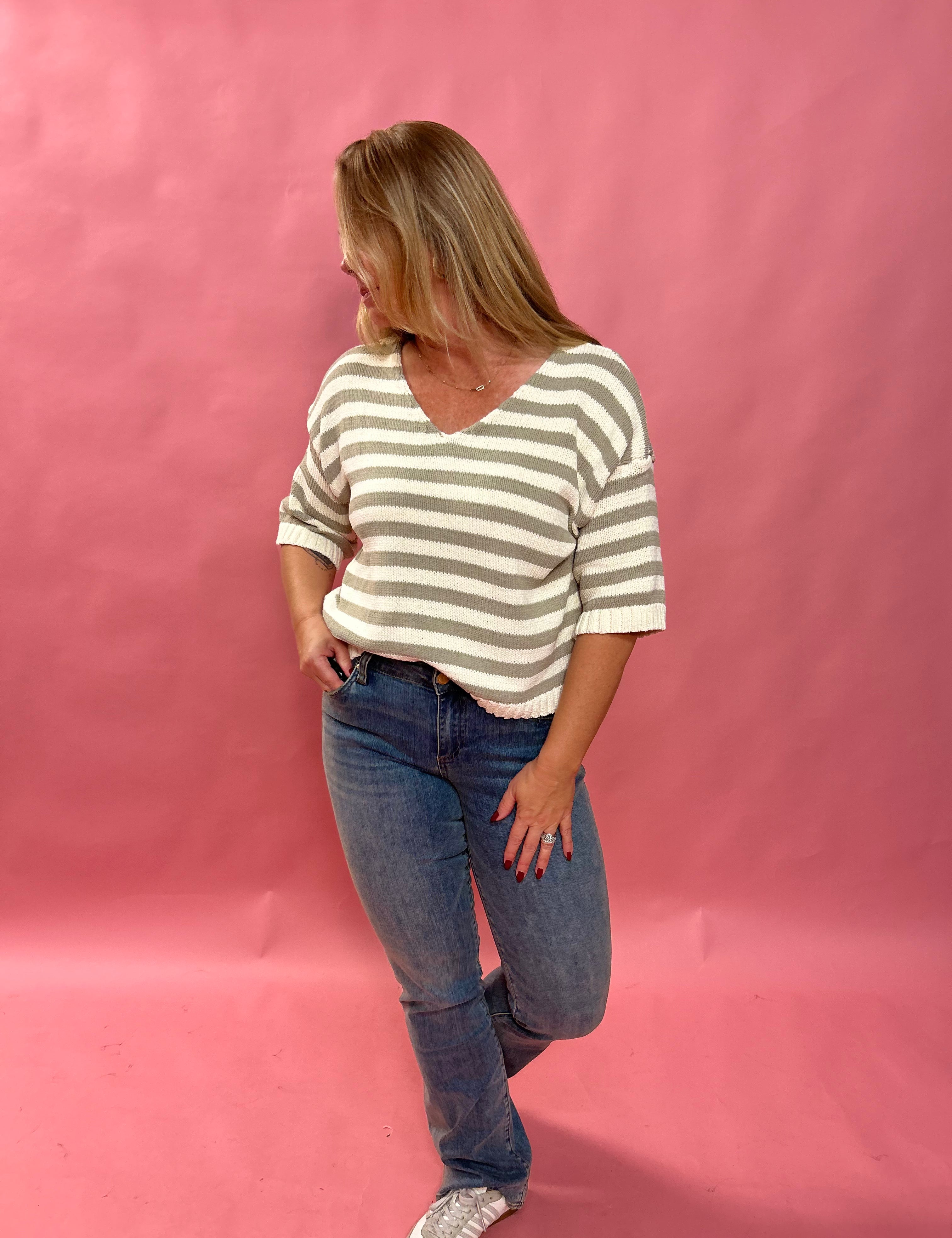 Easy Stripes V-Neck Knit Top