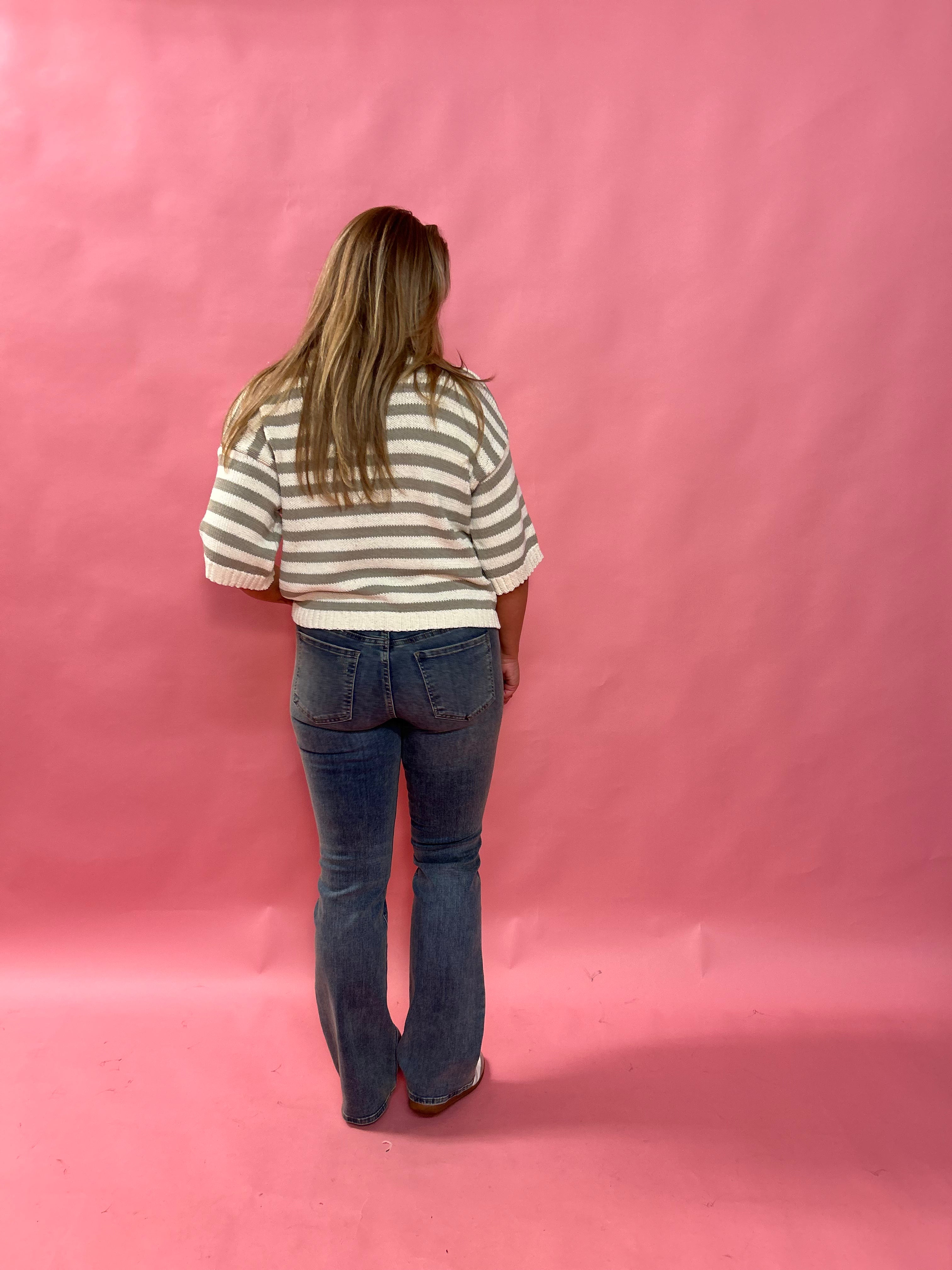 Easy Stripes V-Neck Knit Top