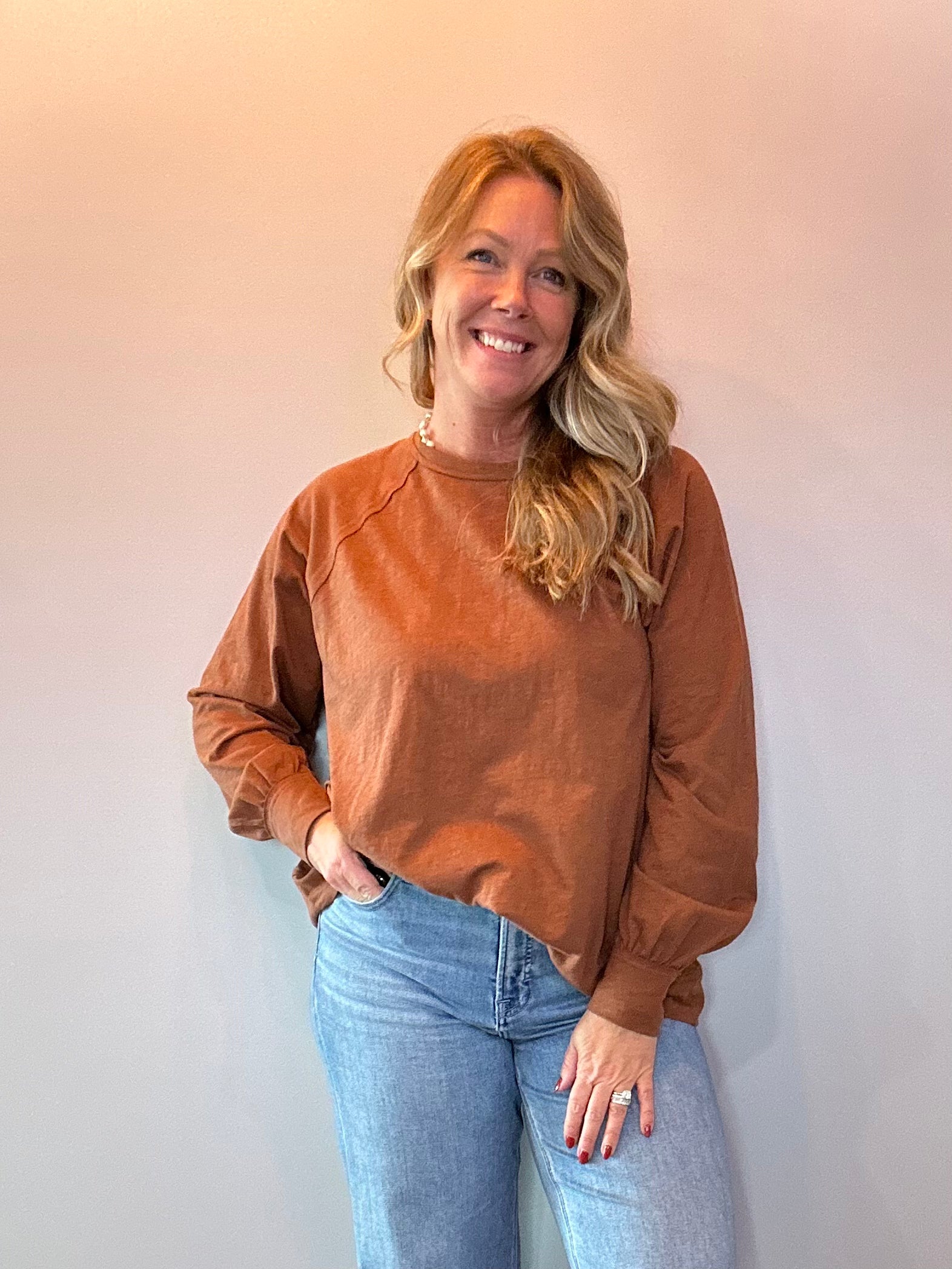 Laid-Back Cotton Slub Top in Brown