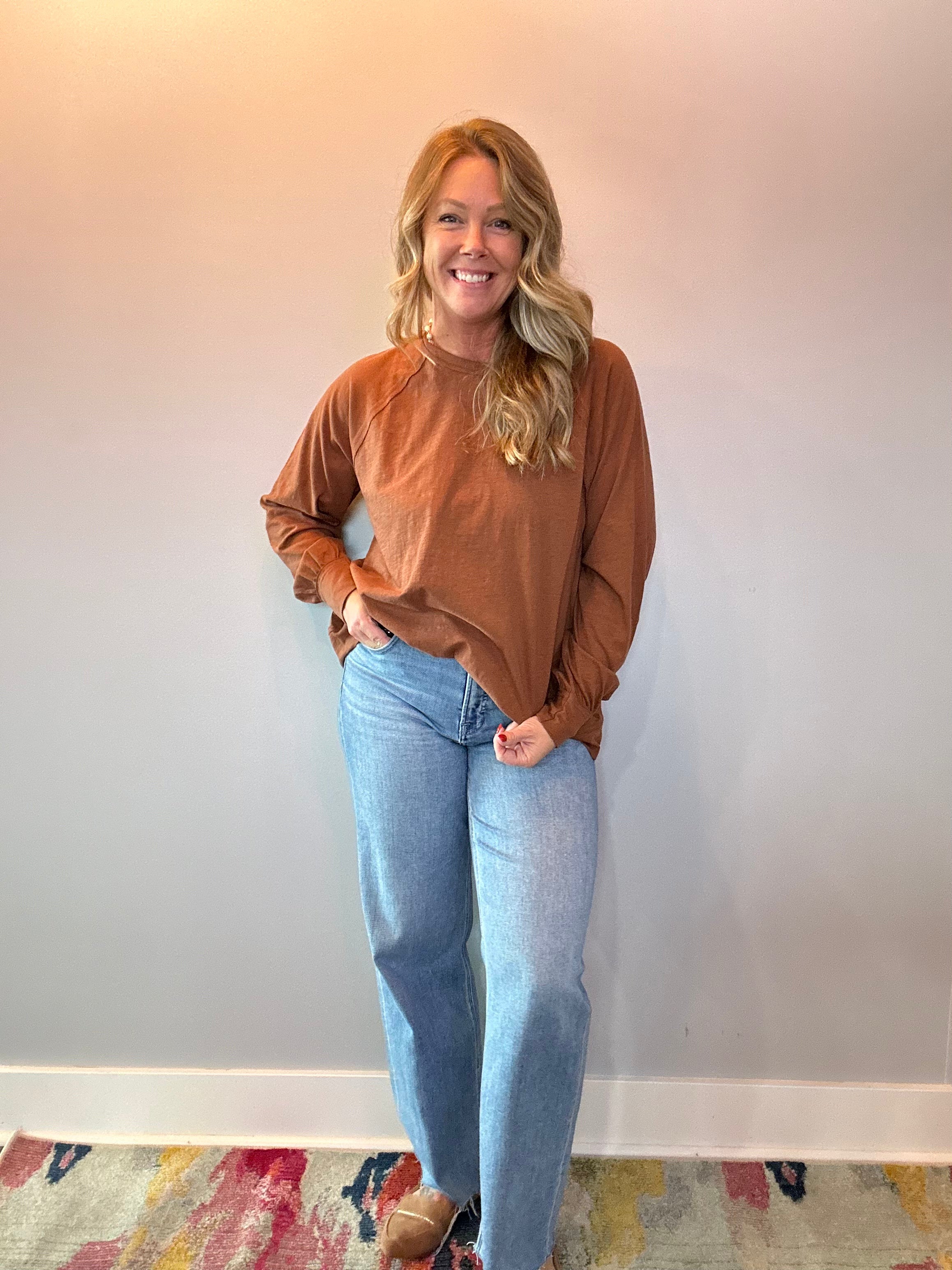 Laid-Back Cotton Slub Top in Brown