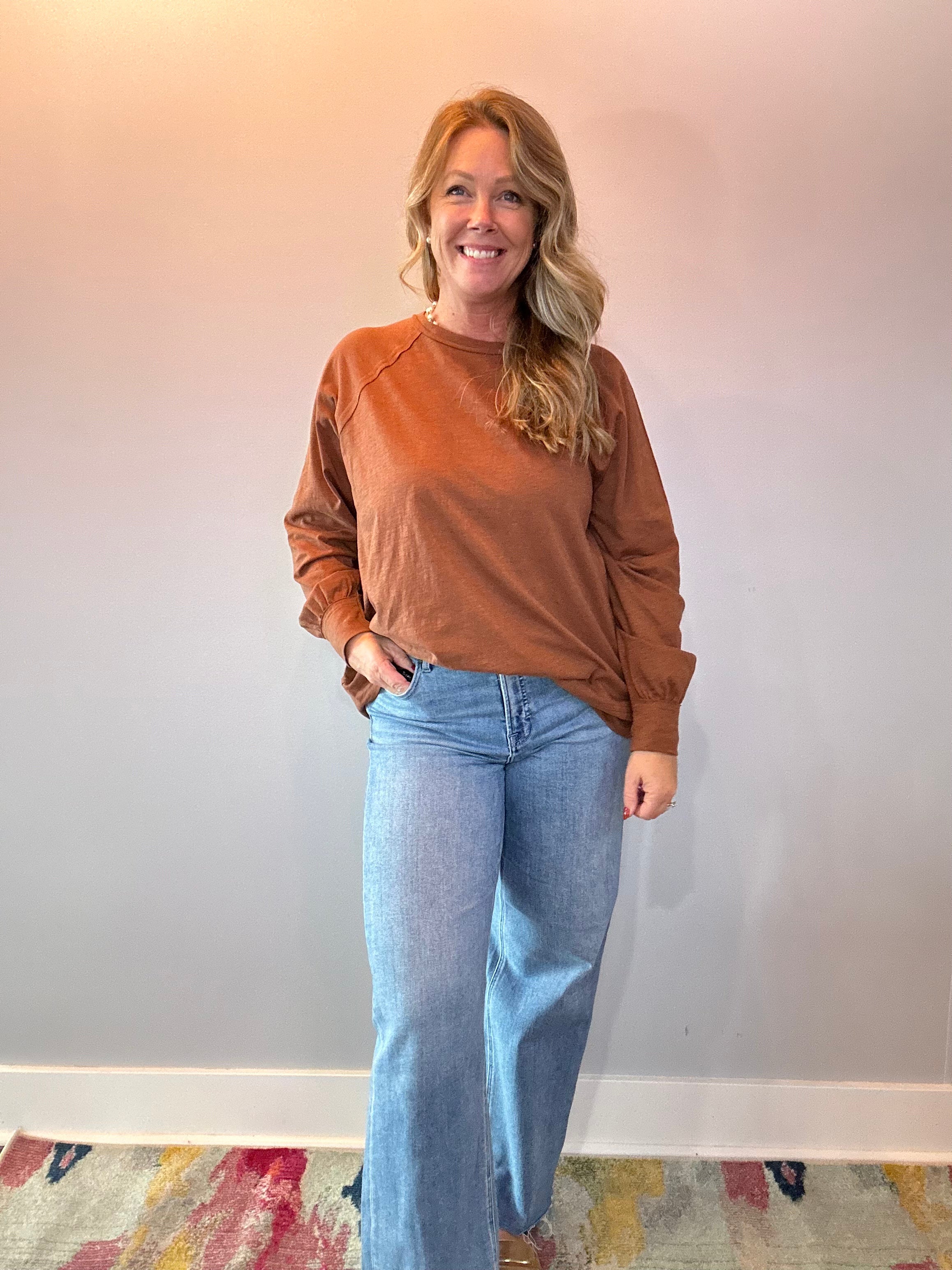 Laid-Back Cotton Slub Top in Brown