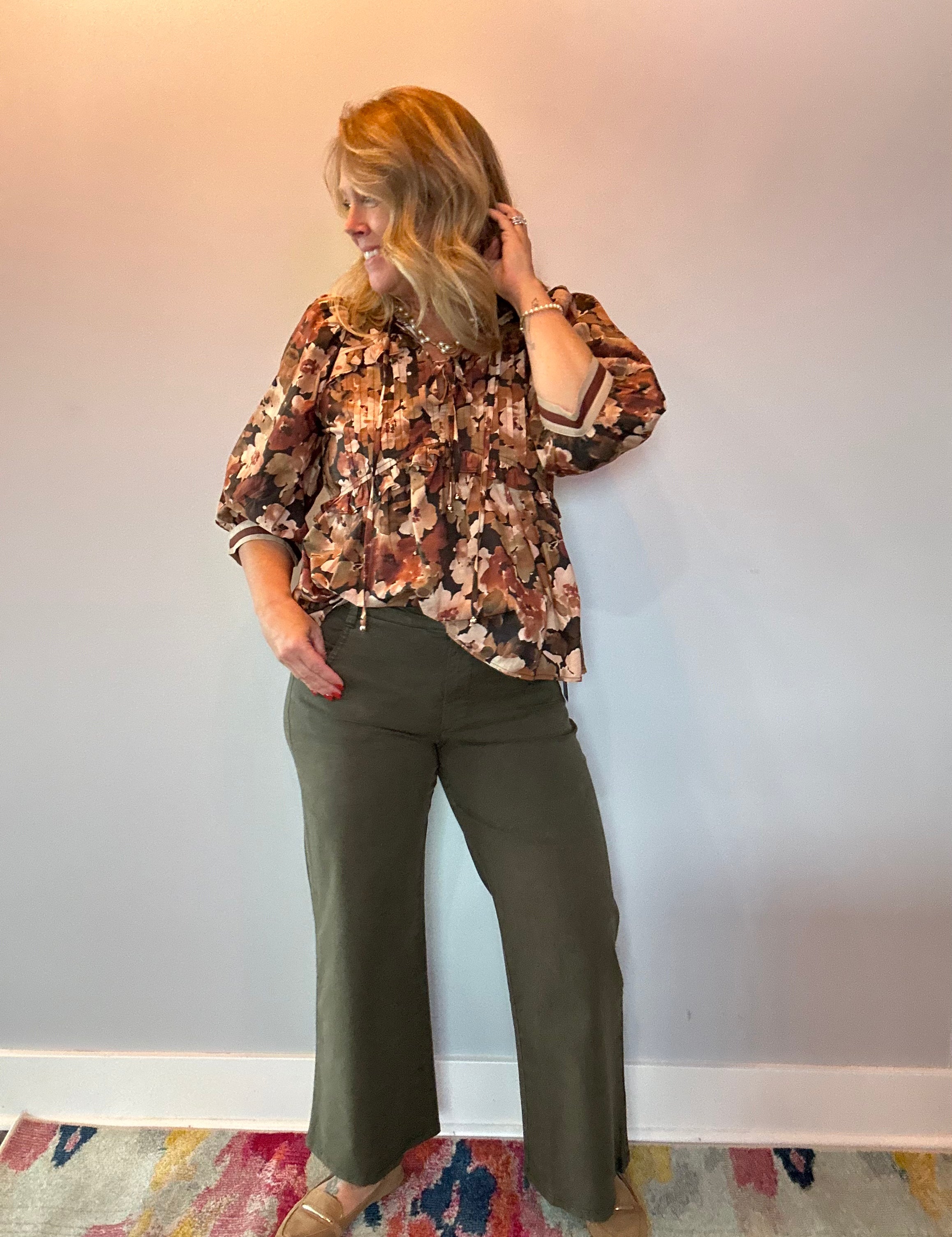 Meg HR Wid Leg in Olive