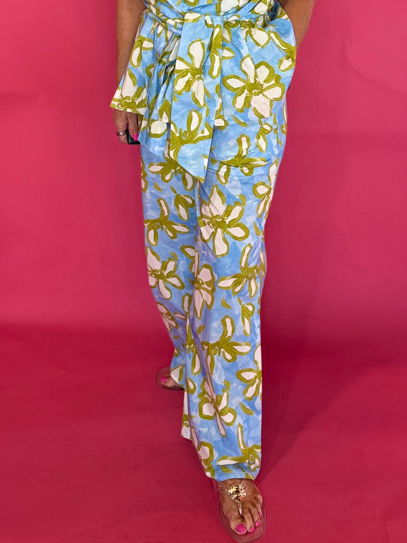 Blue and yellow floral wide-leg pants with elastic drawstring waist and side pockets – Shabby 2 Chic Boutiques