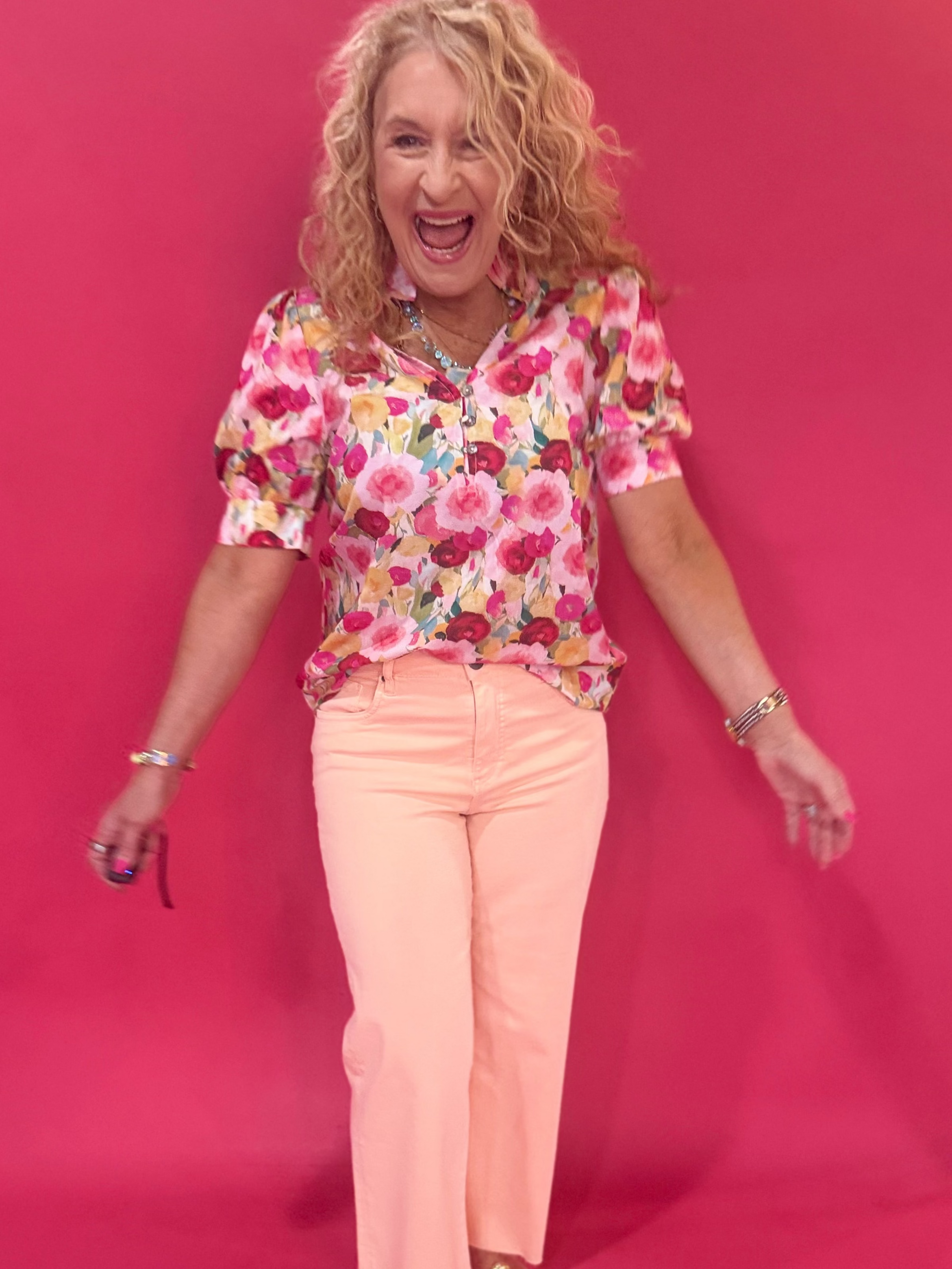 Bouquet of Confidence Puff Sleeve Floral Blouse