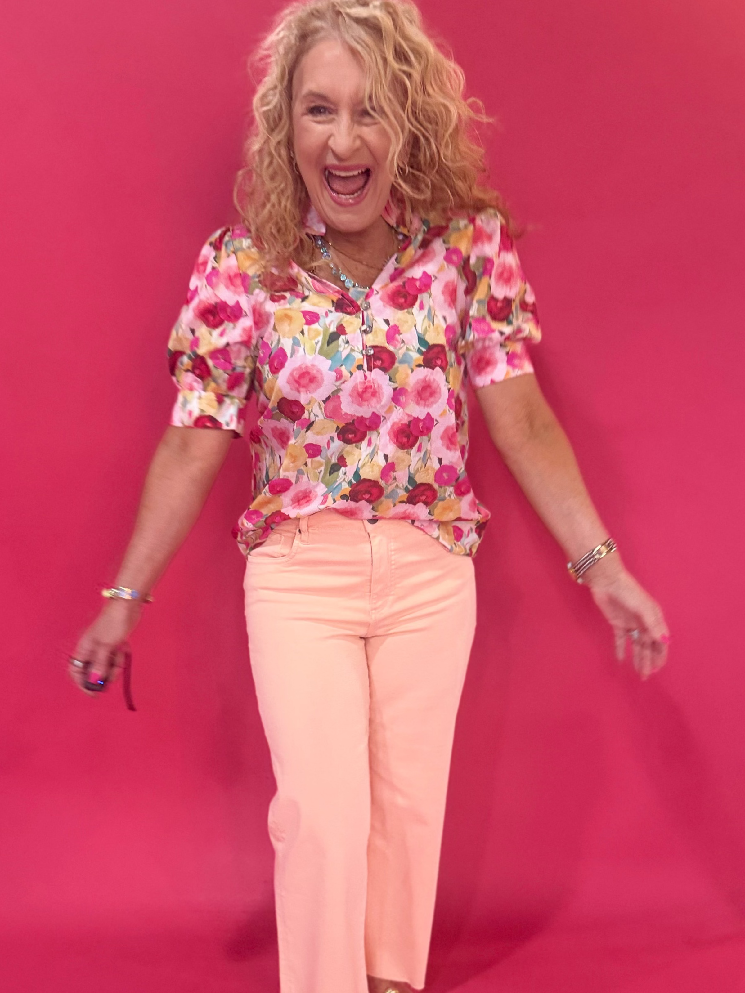 Bouquet of Confidence Puff Sleeve Floral Blouse
