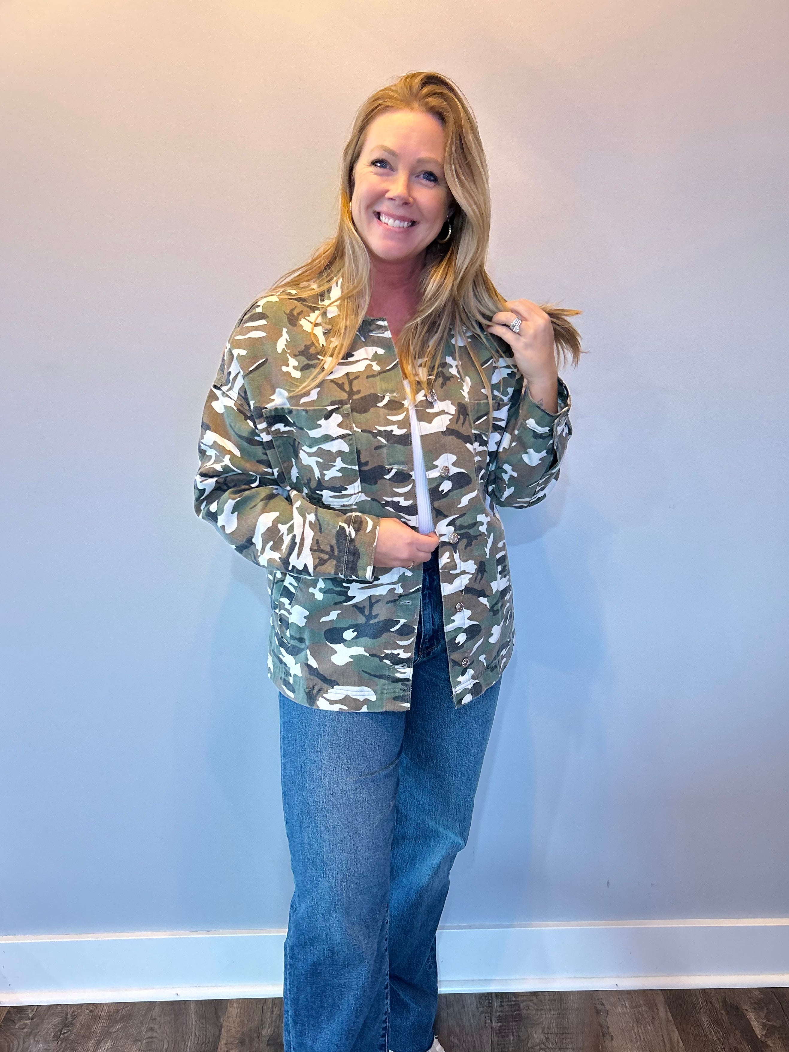 Camo Chest Pockets Loose Jean Jacket