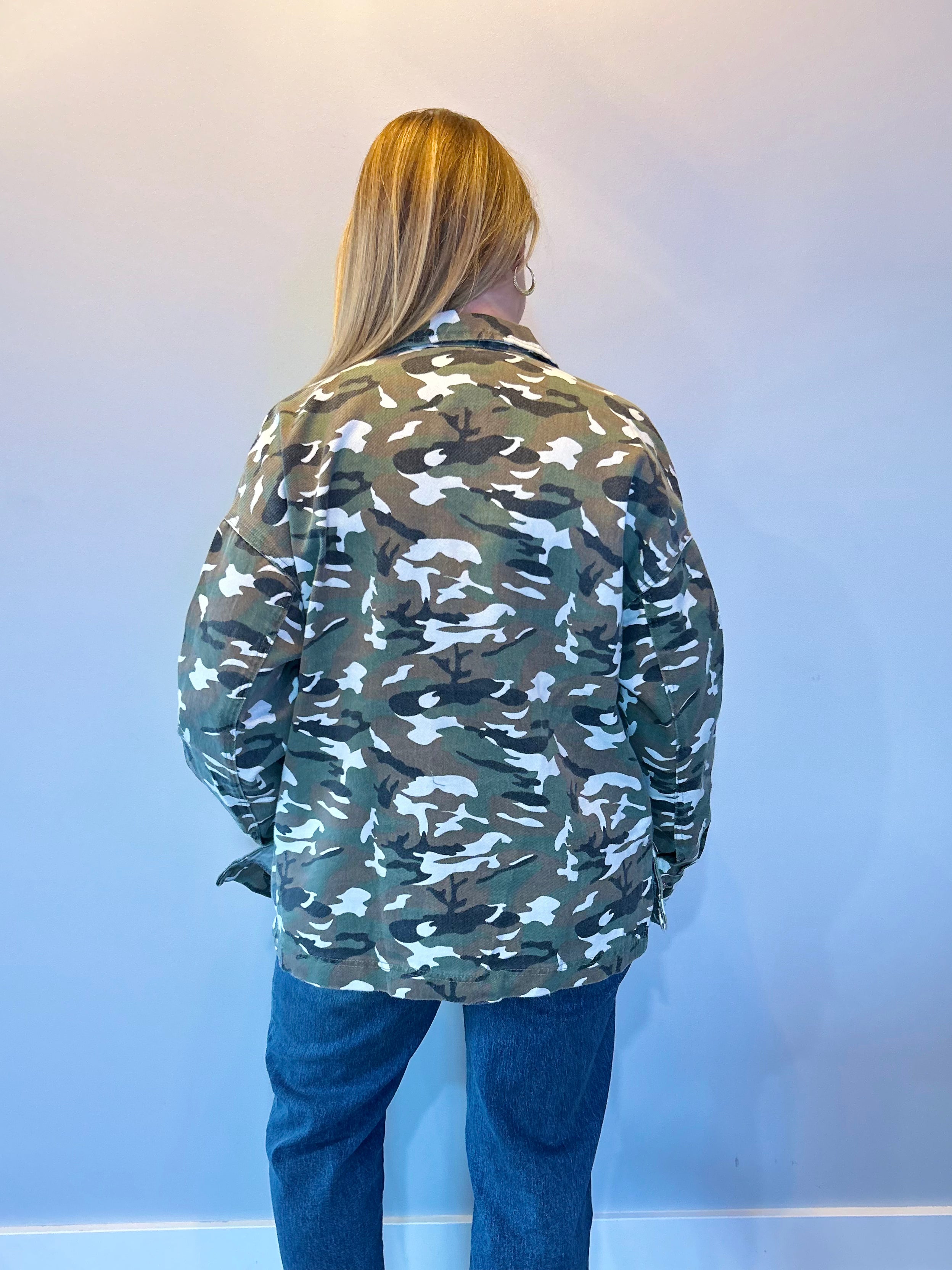 Camo Chest Pockets Loose Jean Jacket