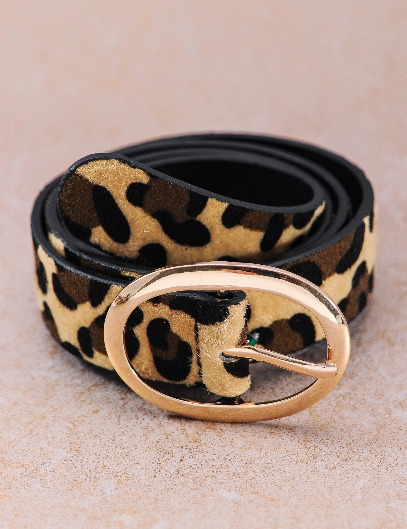 Classic Oval Buckle Leather Belt