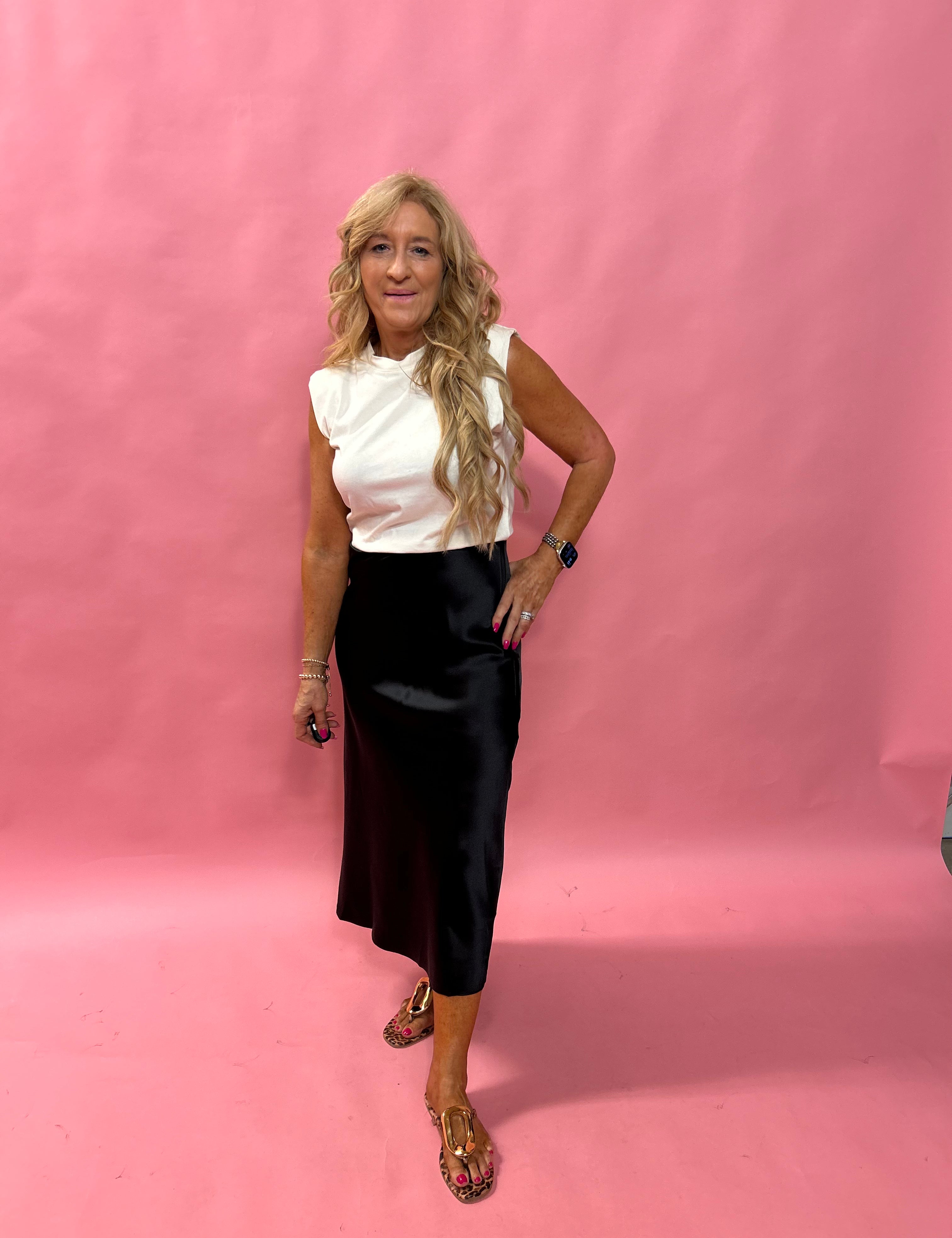 Contrasting Sleeveless Midi Dress