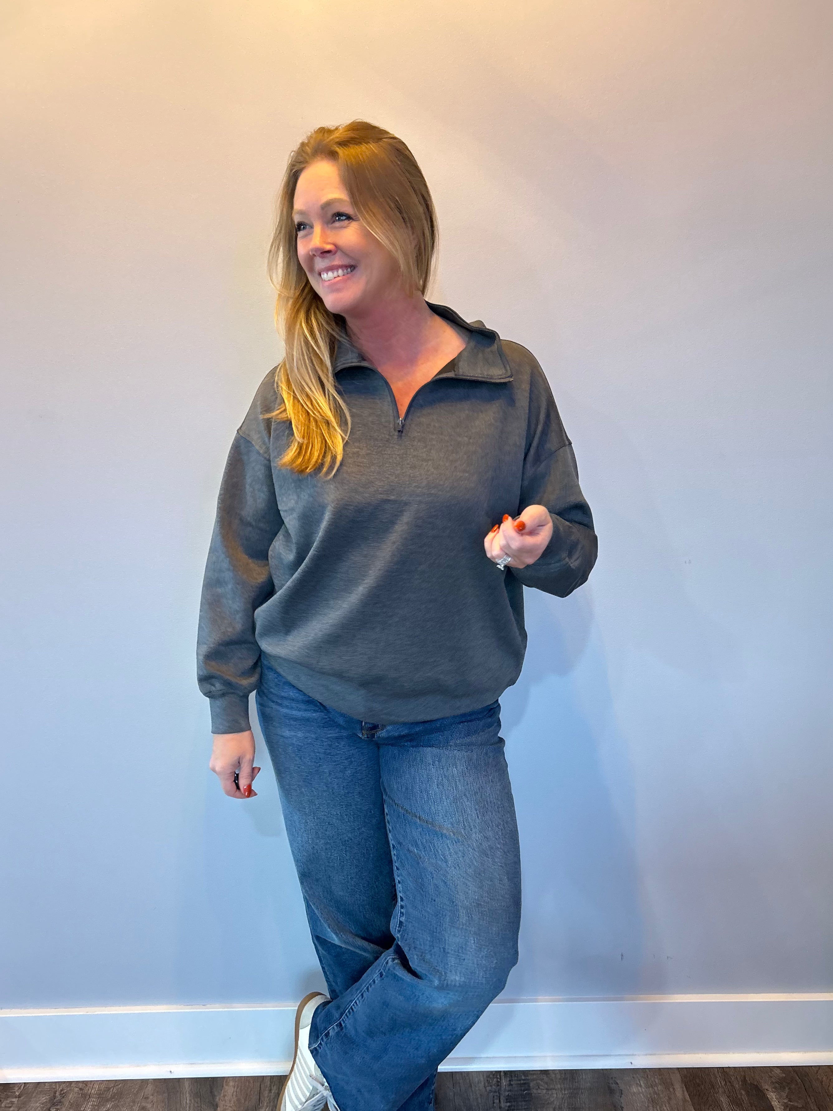 Cool Comfort Scuba Half Zip Pullover in Charcoal