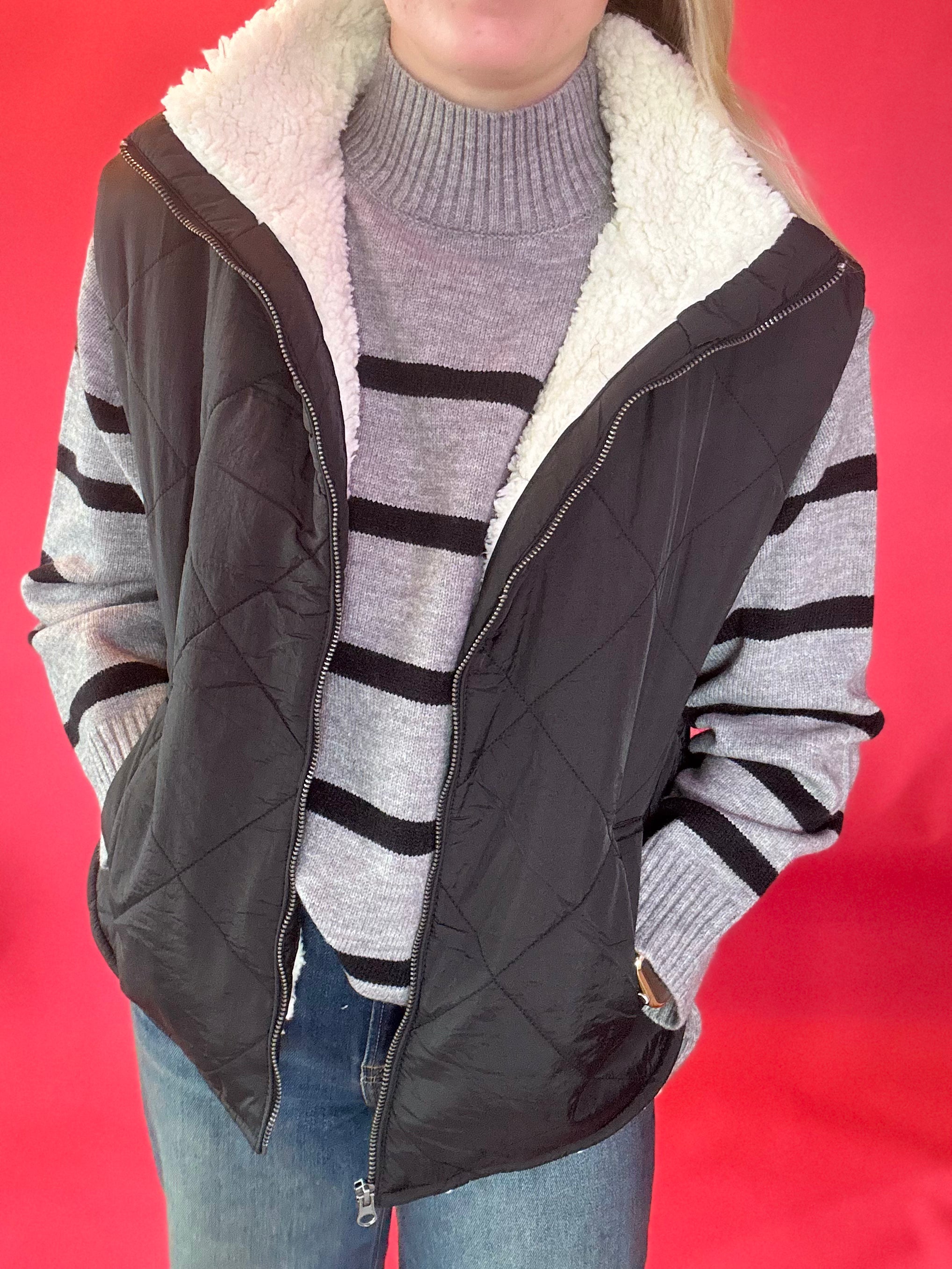 Cozy Contrast Quilted Fleece Vest in Black