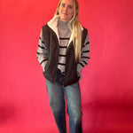 Cozy Contrast Quilted Fleece Vest in Black