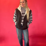 Cozy Contrast Quilted Fleece Vest in Black