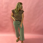 Effortless Edge: High-Waisted Wide-Leg Ankle Pants in Khaki