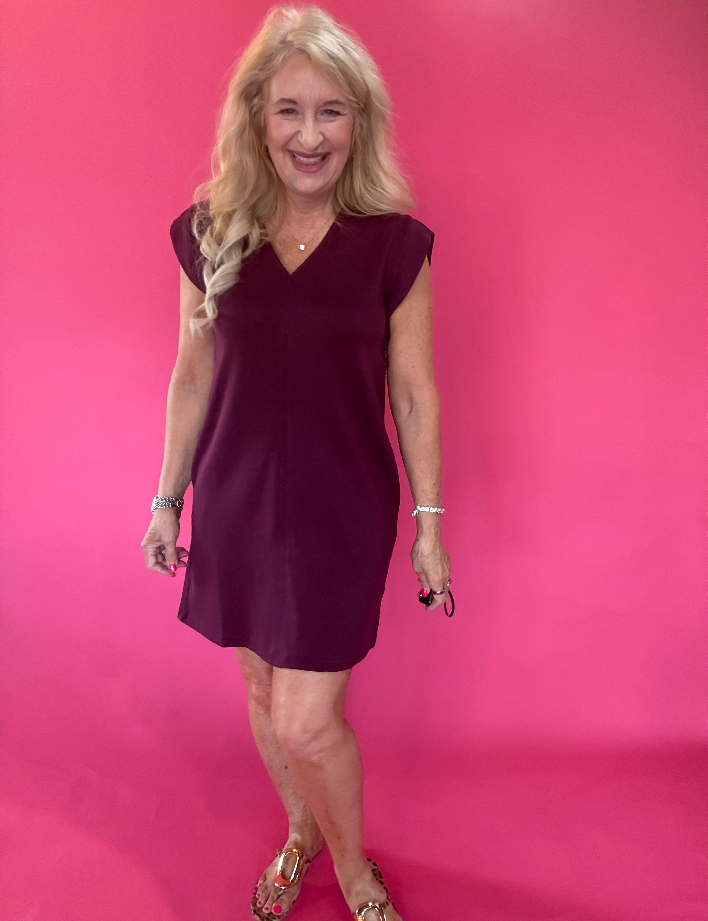 Effortless V-Neck Shift Dress in Burgundy