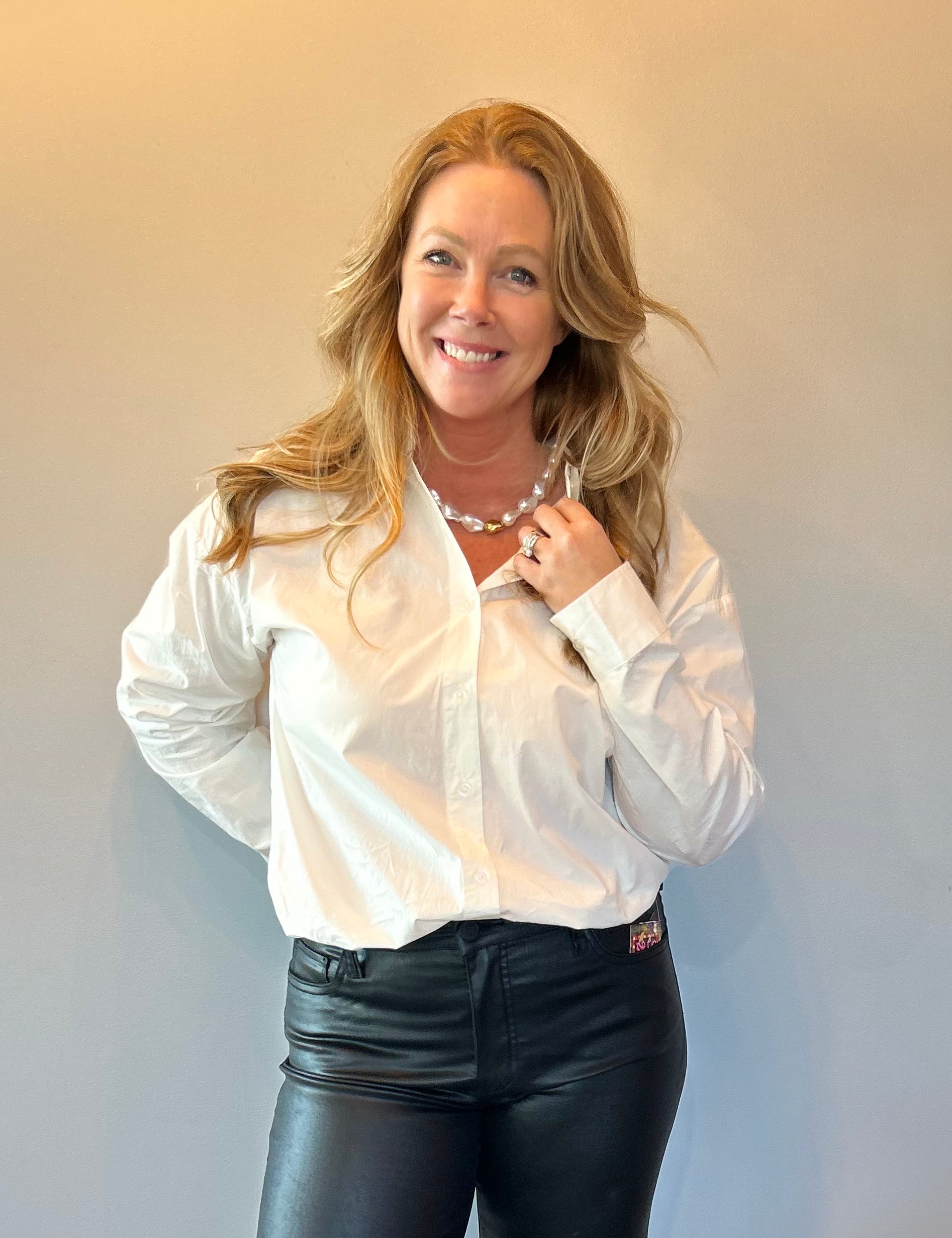 Elevated Poplin Button Down Shirt in White