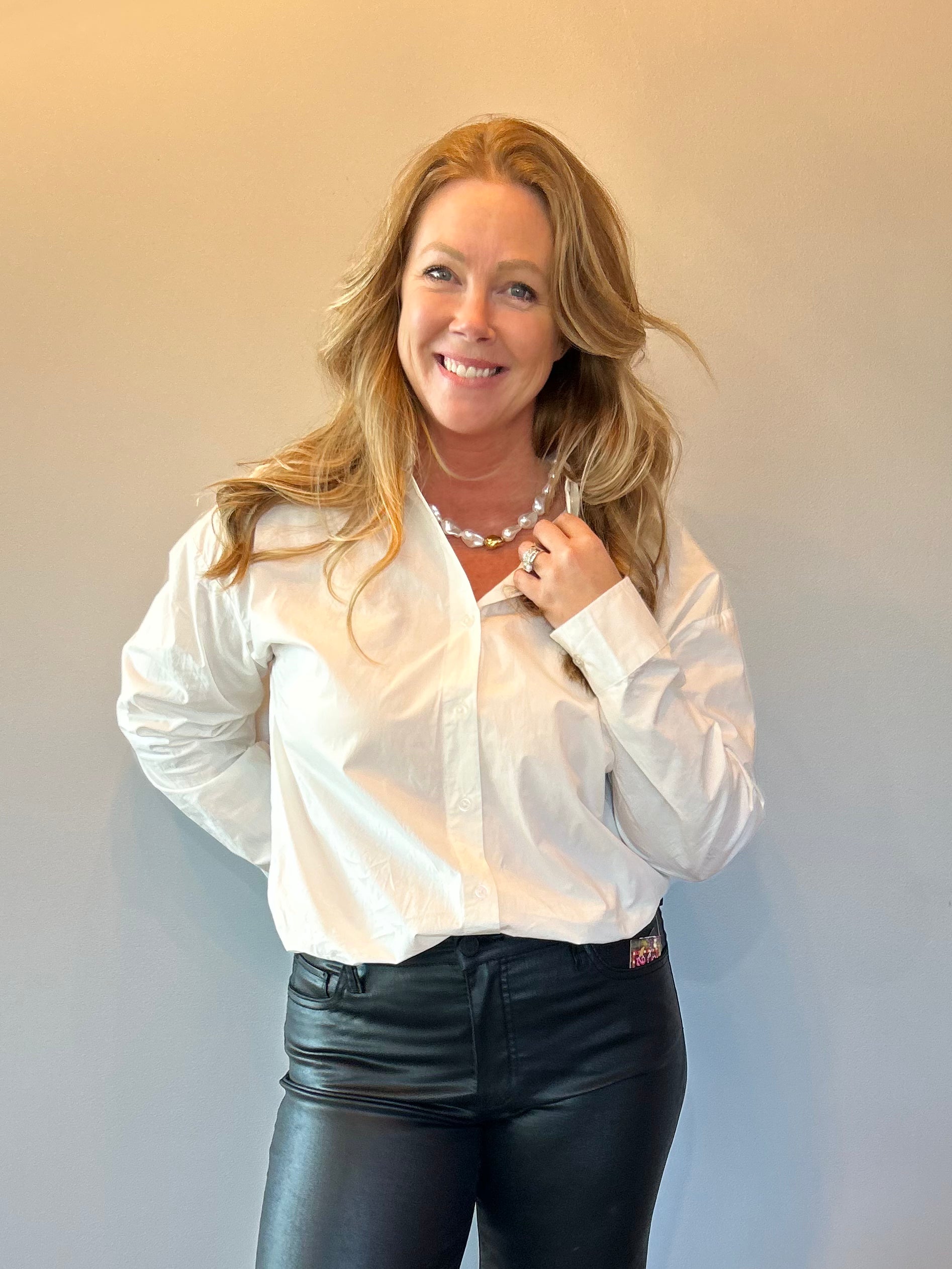 Elevated Poplin Button Down Shirt in White