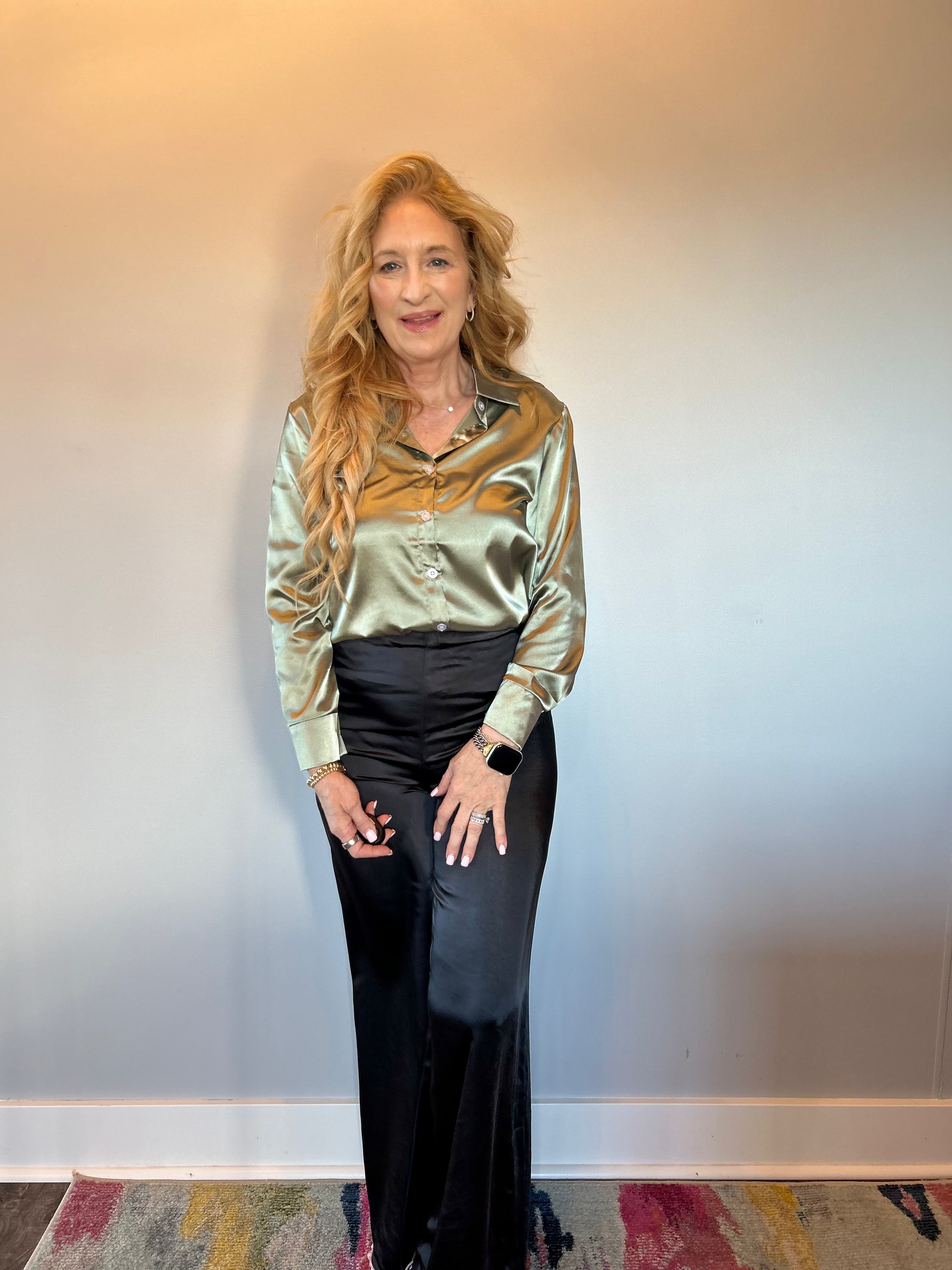 Emerald Elegance Satin Button-Down Blouse in Green