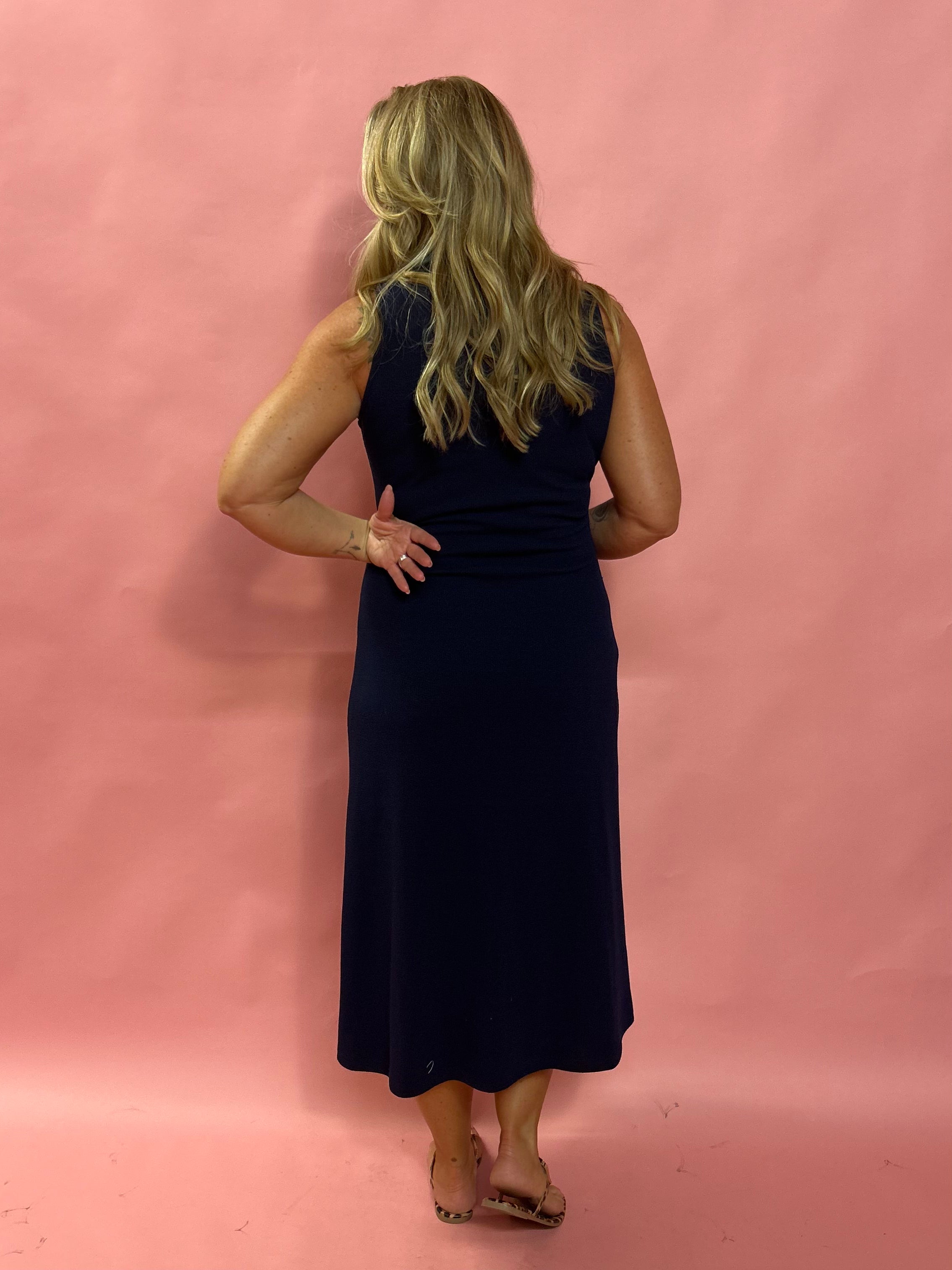 Everblue: Sleeveless Button-Up Midi Denim Dress