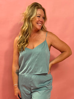 Fiore Crinkle Satin Tank in Sea Pine