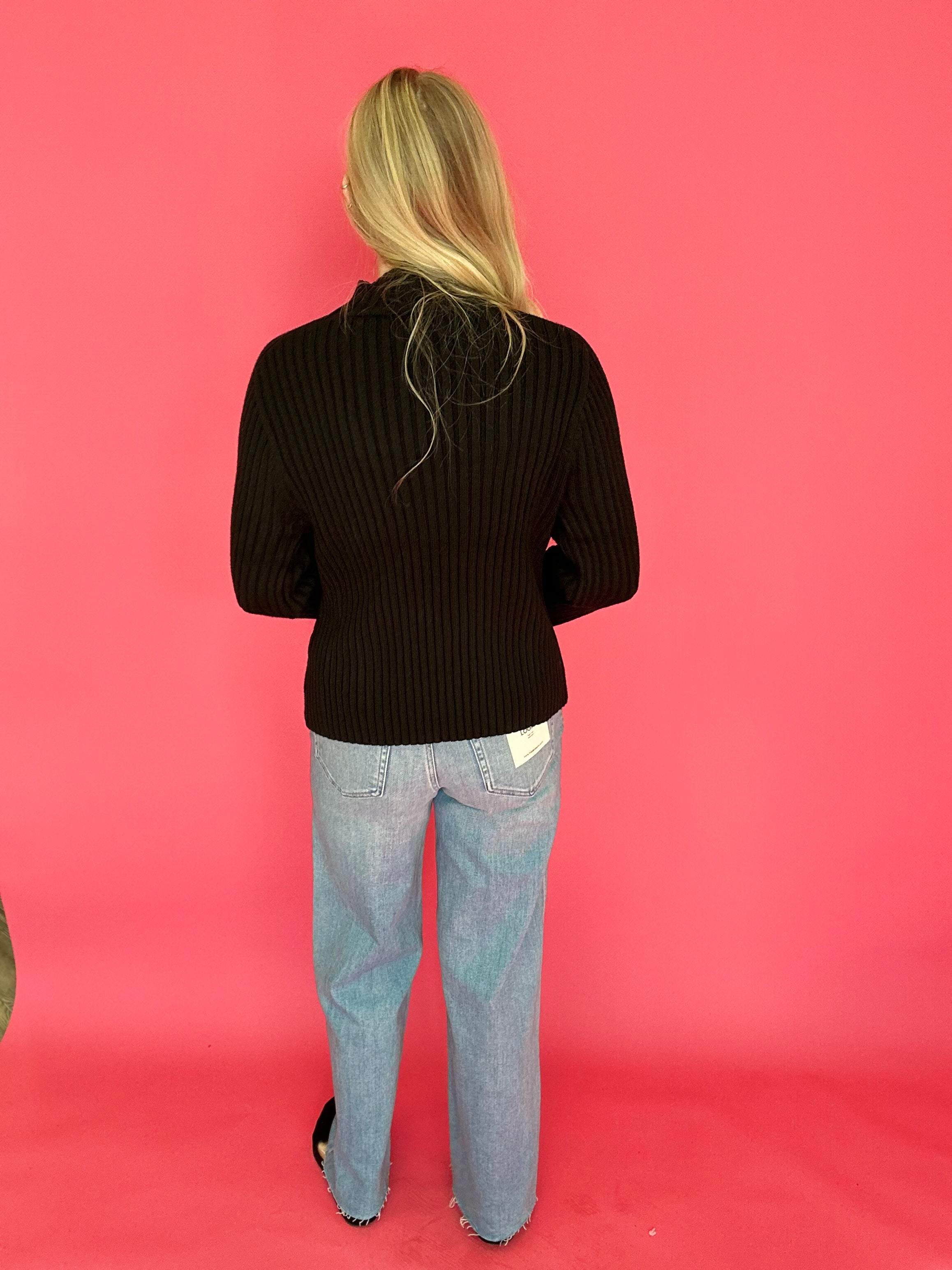 Hera Ribbed Sweater in Black