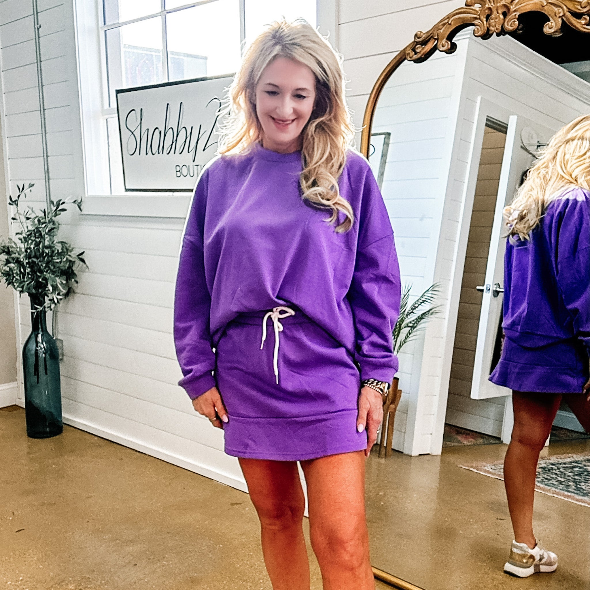 Fit to Chic Sweatshirt in Purple