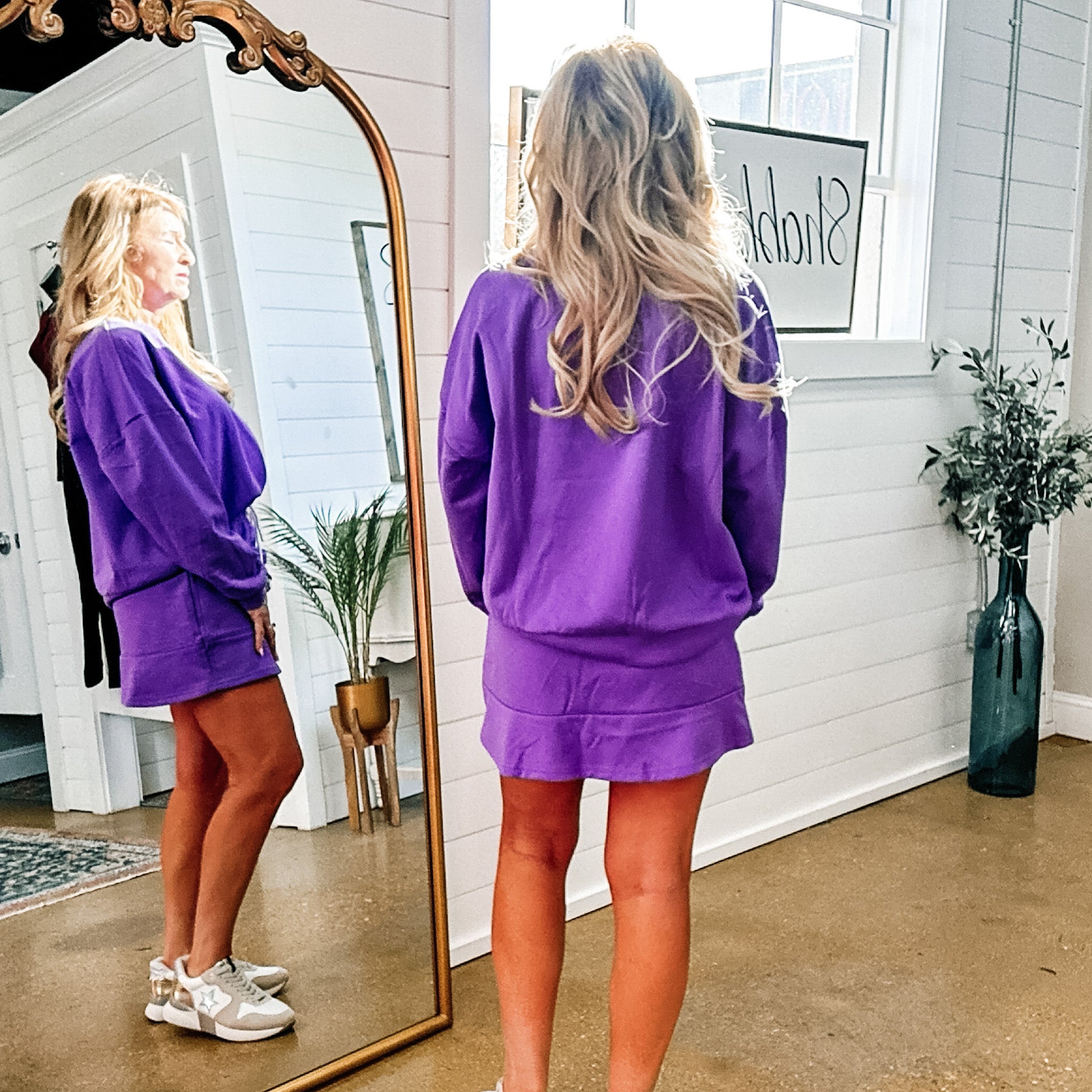 Fit to Chic Sweatshirt in Purple