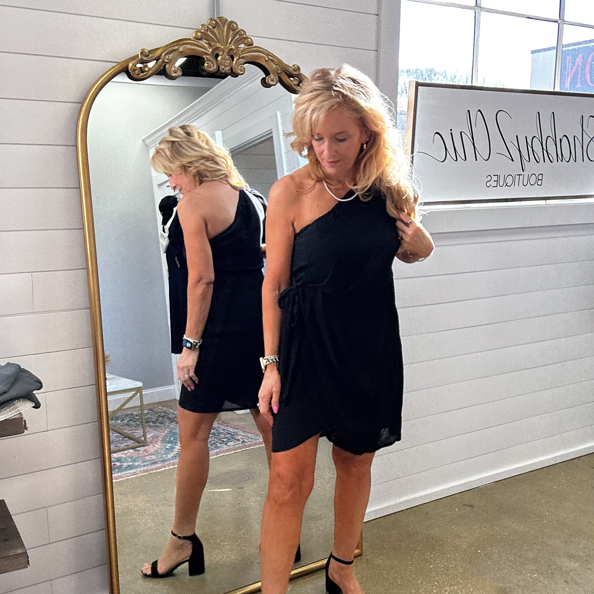 Night Out One Shoulder Dress in Black