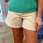 Andrea Trouser Shorts in Taupe