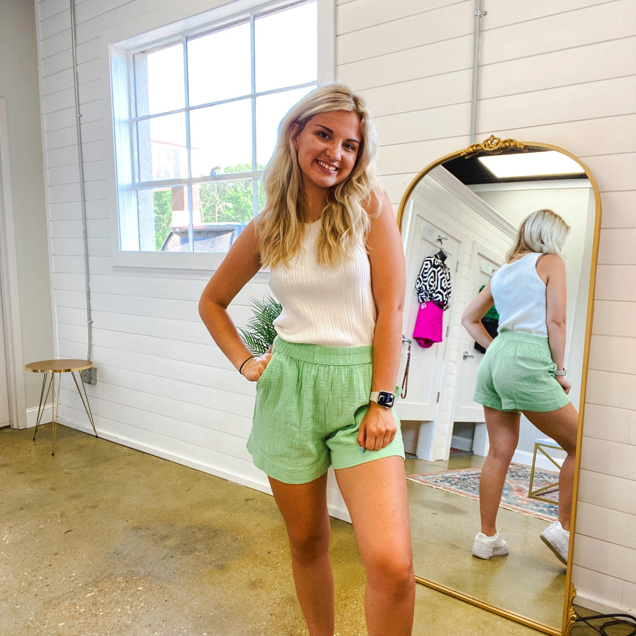 Ollie Cotton Pocketed High Waist Shorts in Mint