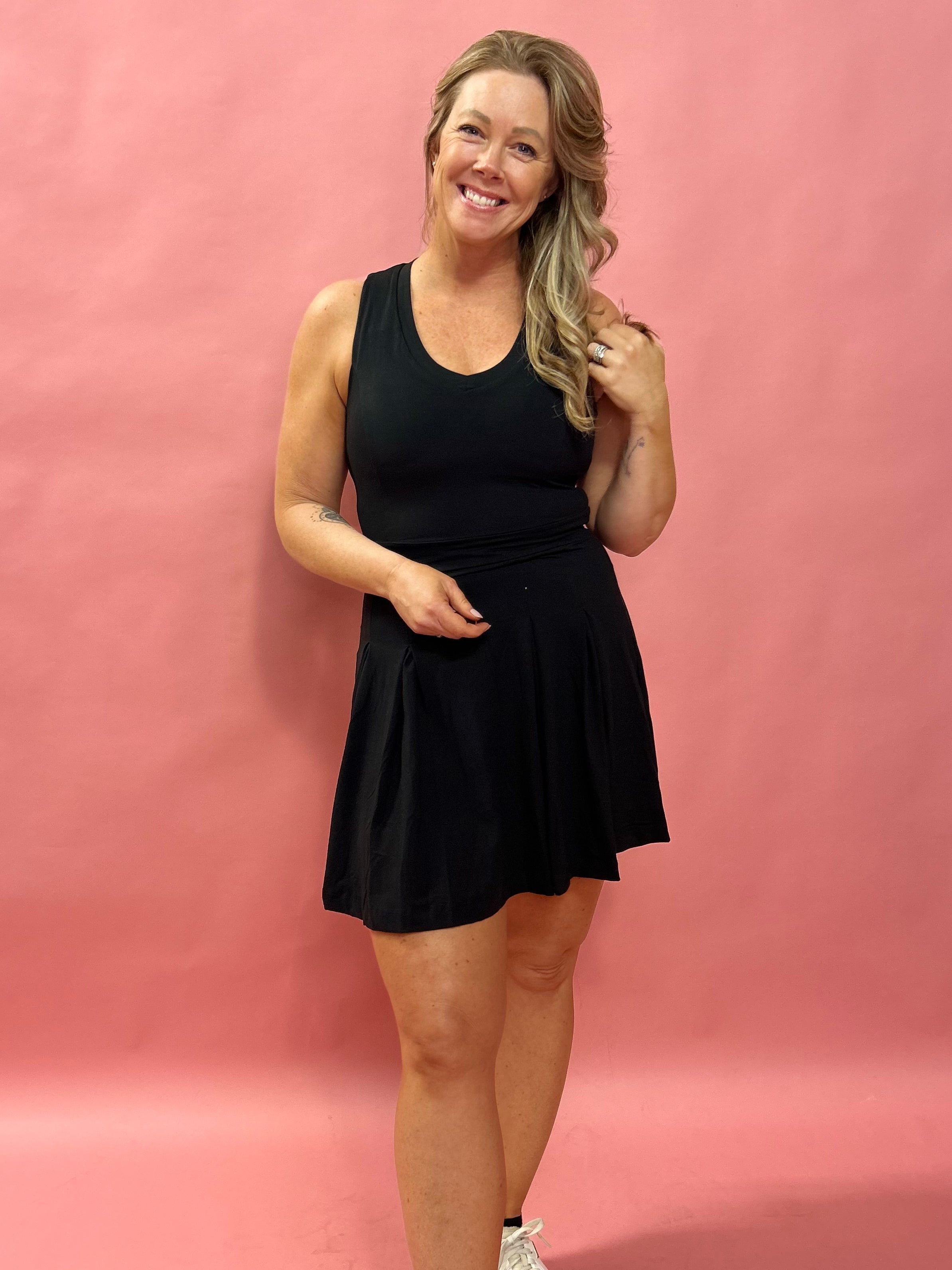 Essential V-Neck Golf Dress with Shorts in Black