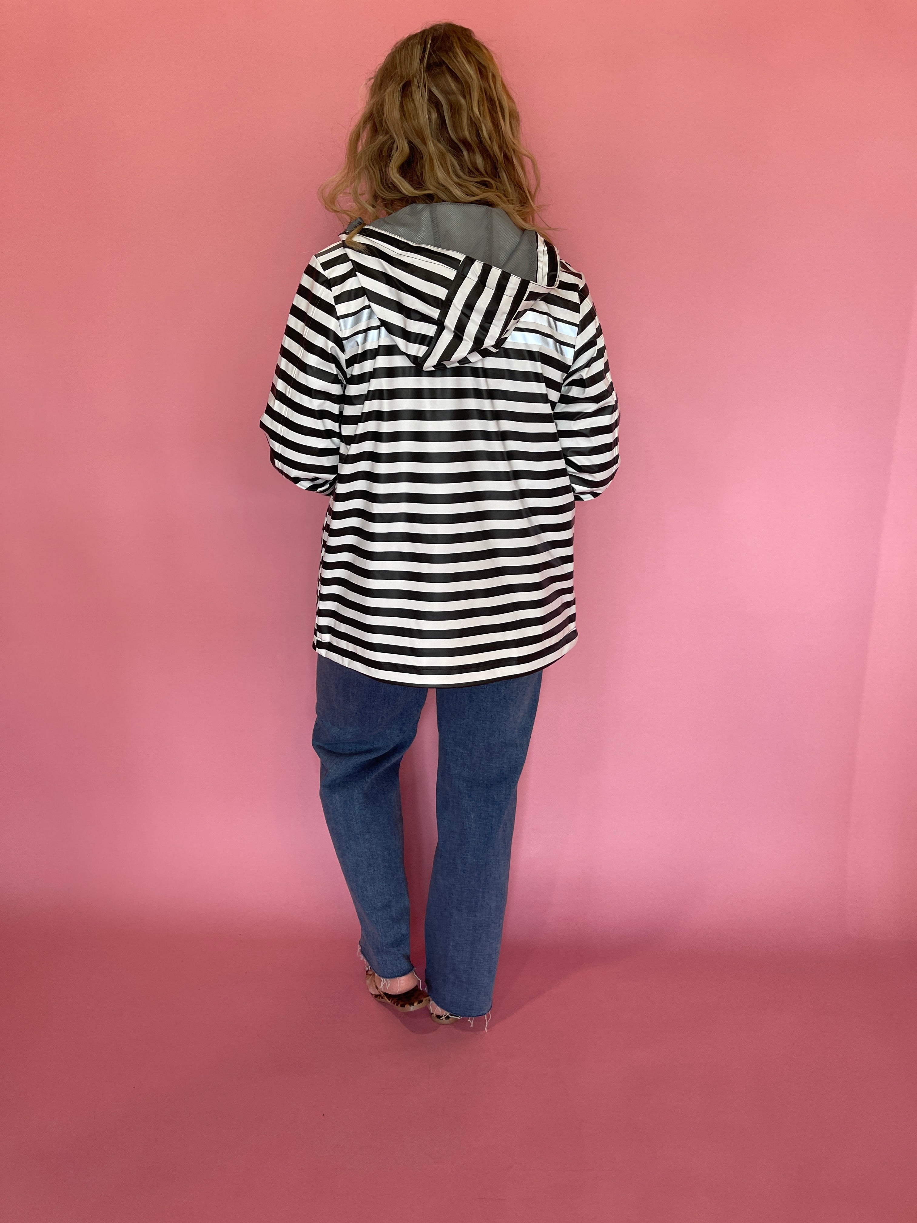 Lulu Mac Raincoat Darby Black/White
