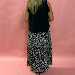 Oliva Abstract Midi Skirt in Black