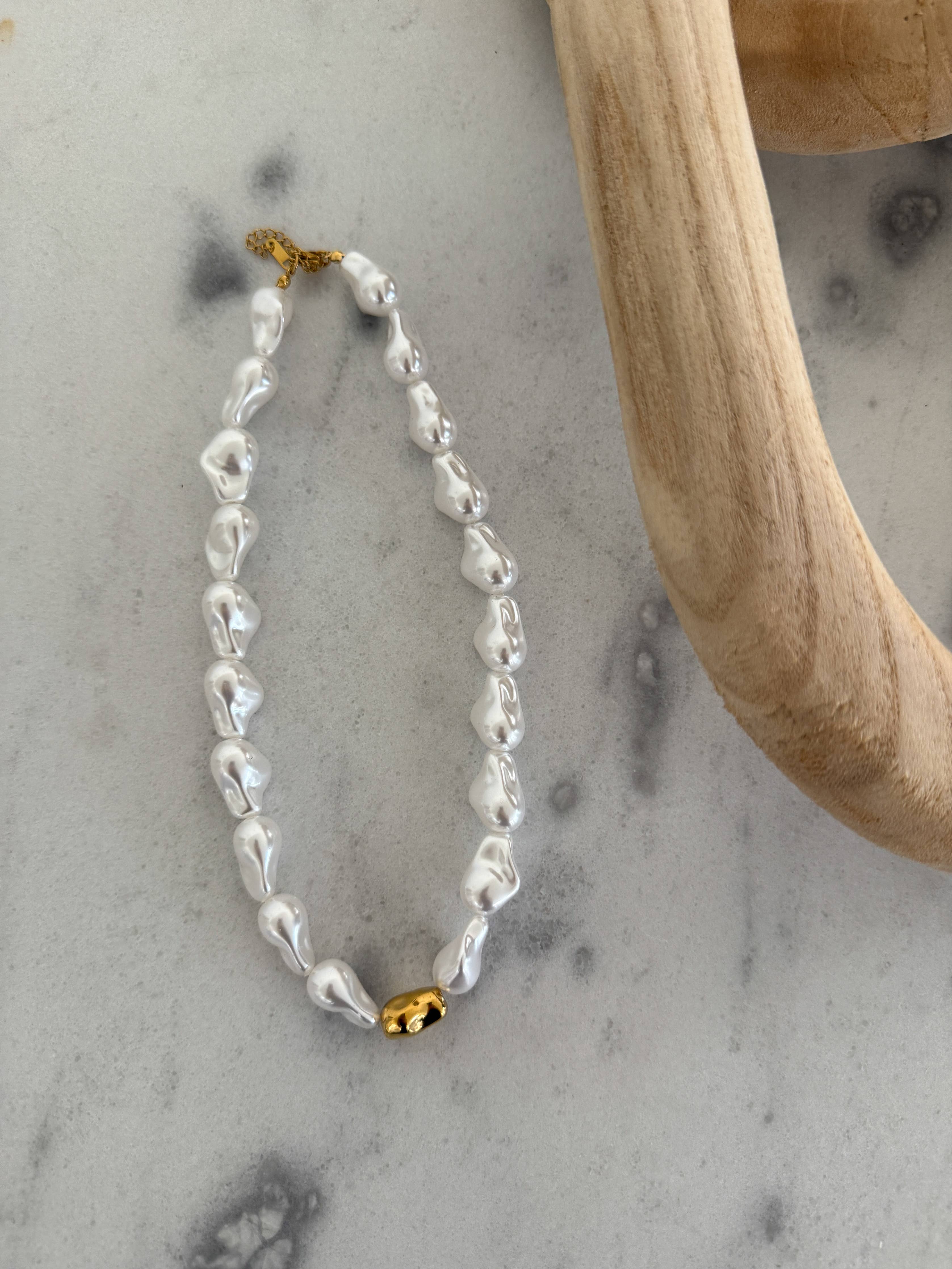 Golden Glow Chunky Pearl Necklace