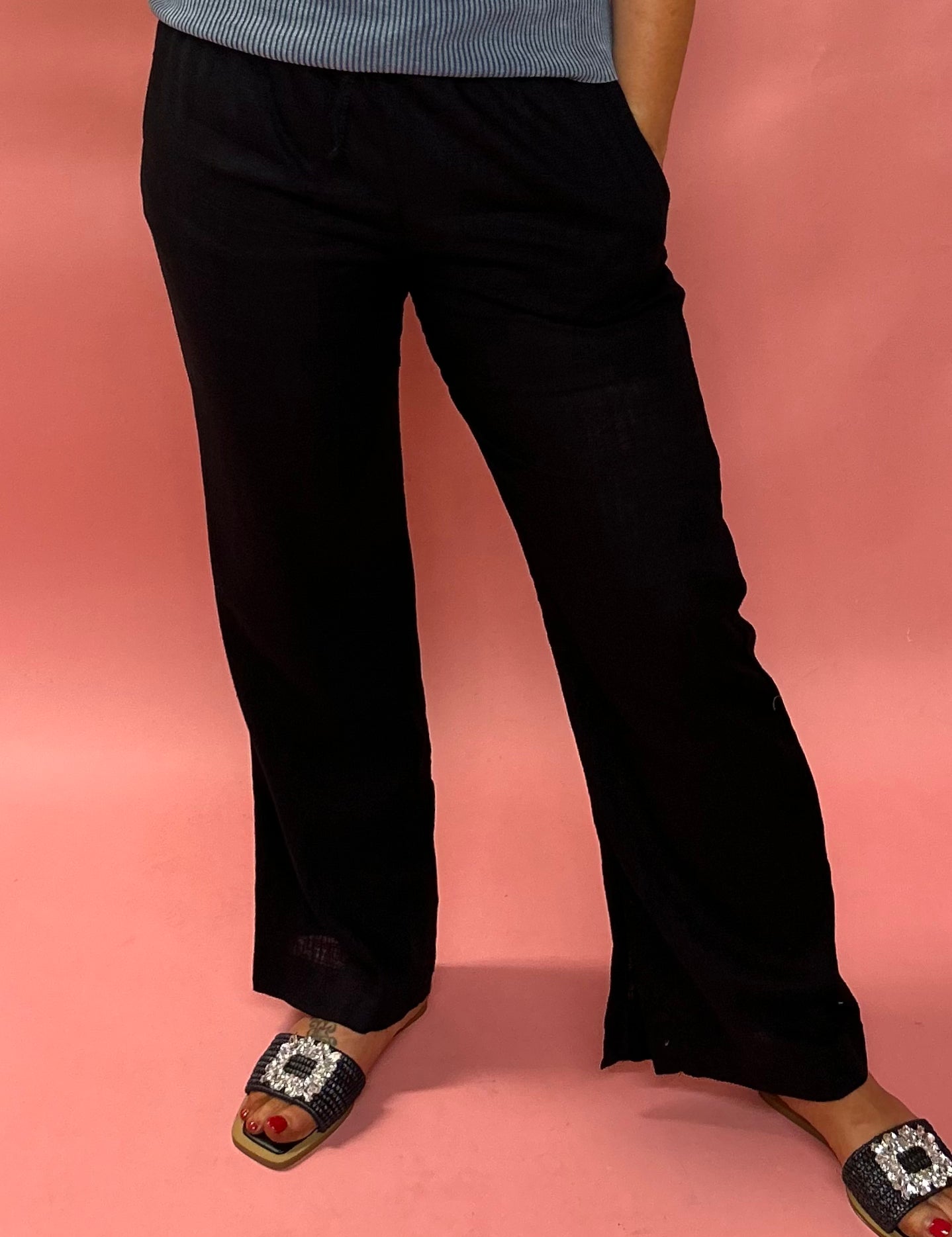 Sandy Resort Radiance Pants in Black