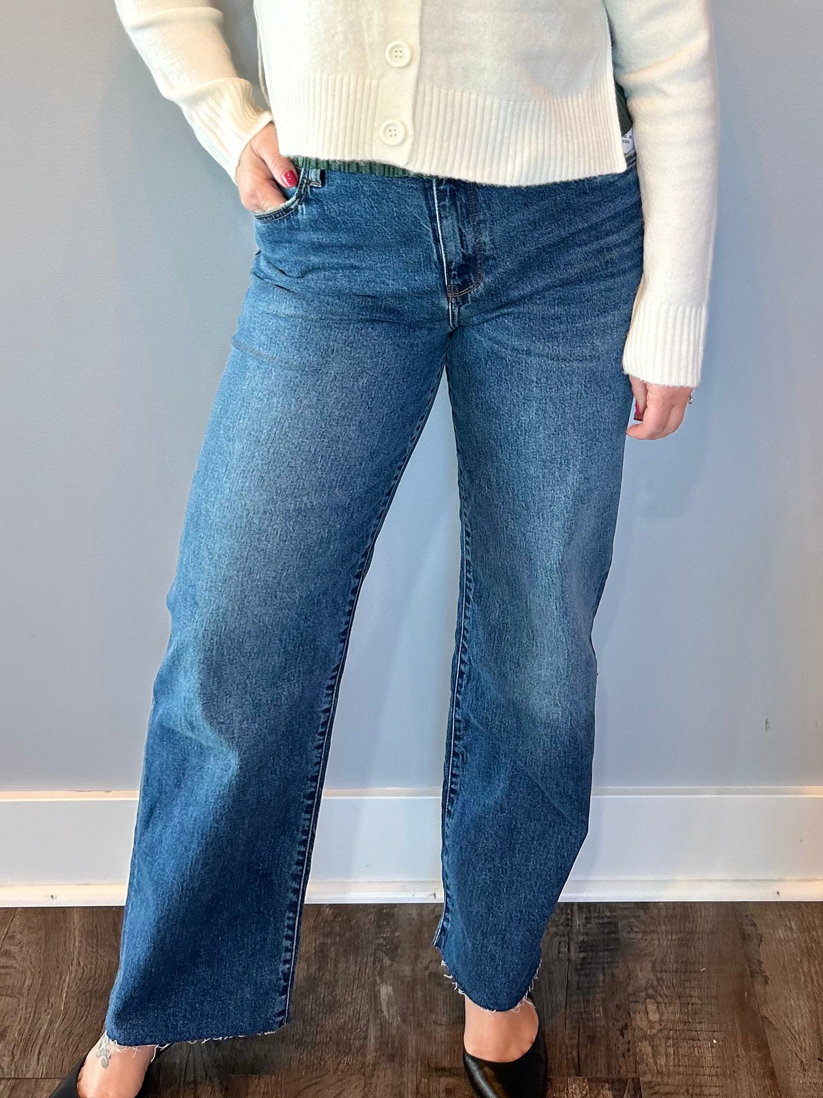 Sienna HR Straight Leg with Raw Hem