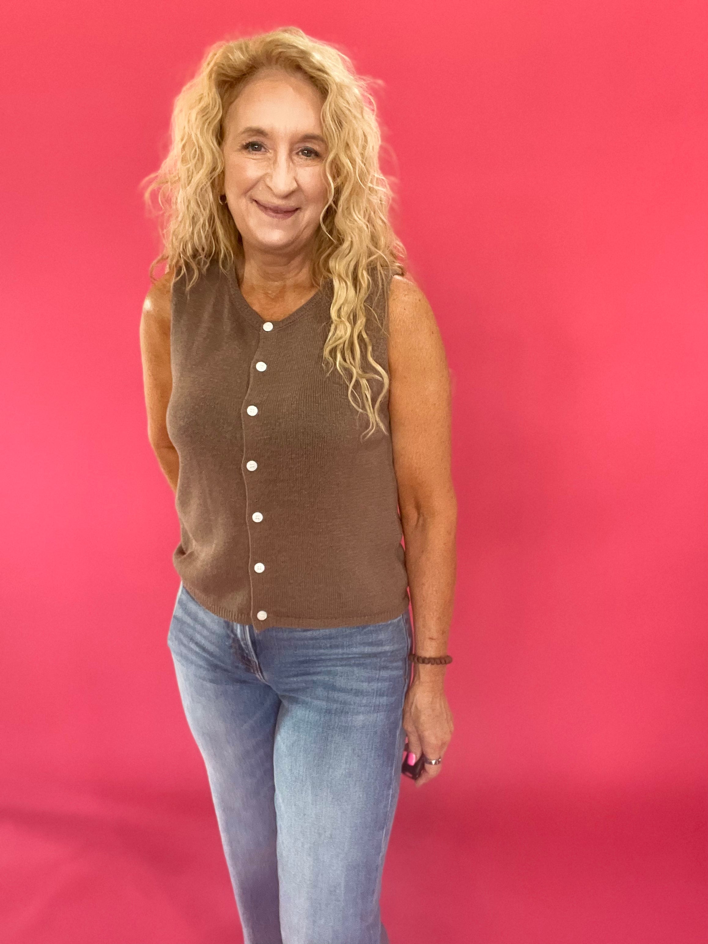 Syd Sweater Vest in Pebble Coast