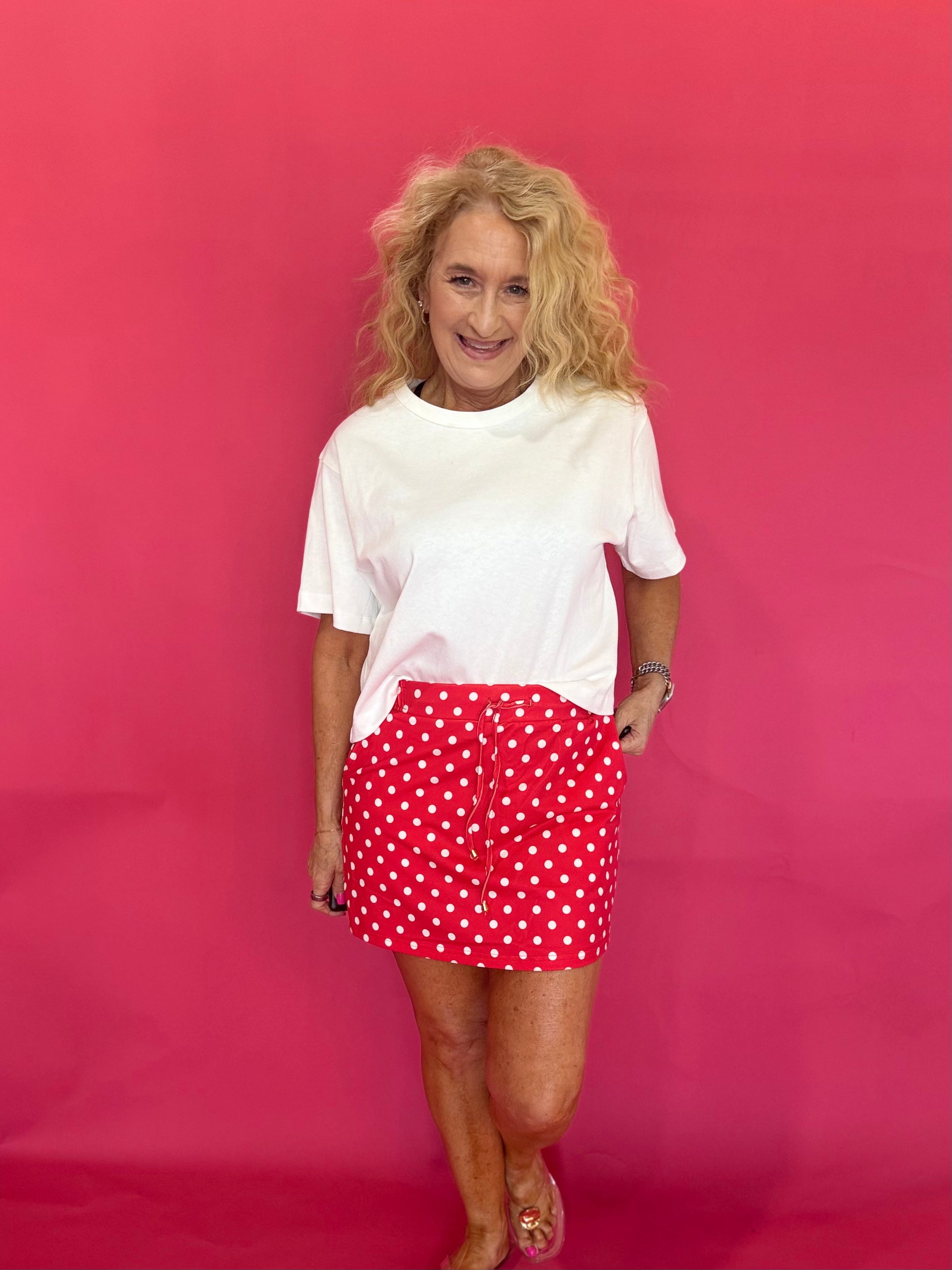 The “Bare Minimum, Still Cute” Linen Tee - Shabby 2 Chic Boutiques