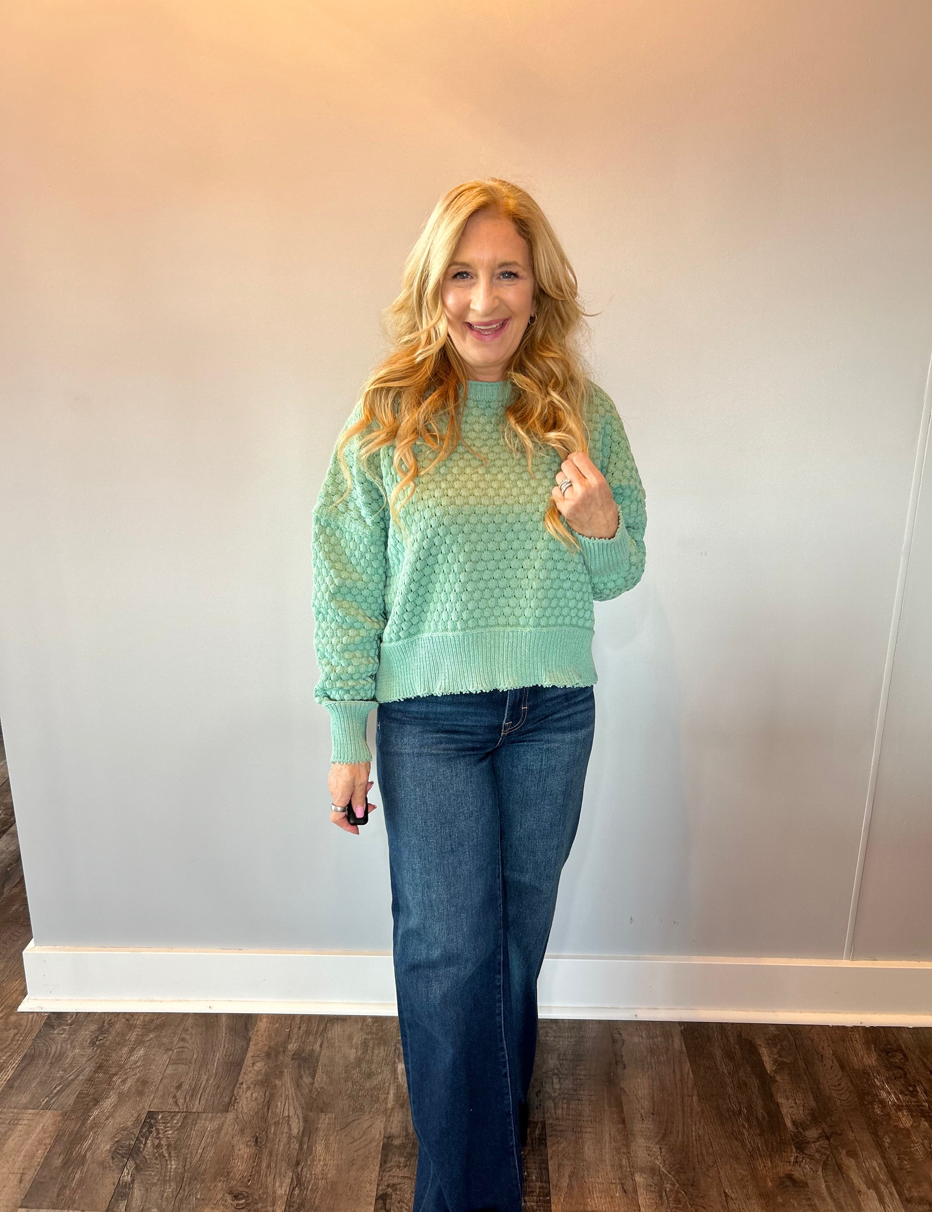 The Edge Appeal Textured Sweater in Pistachio