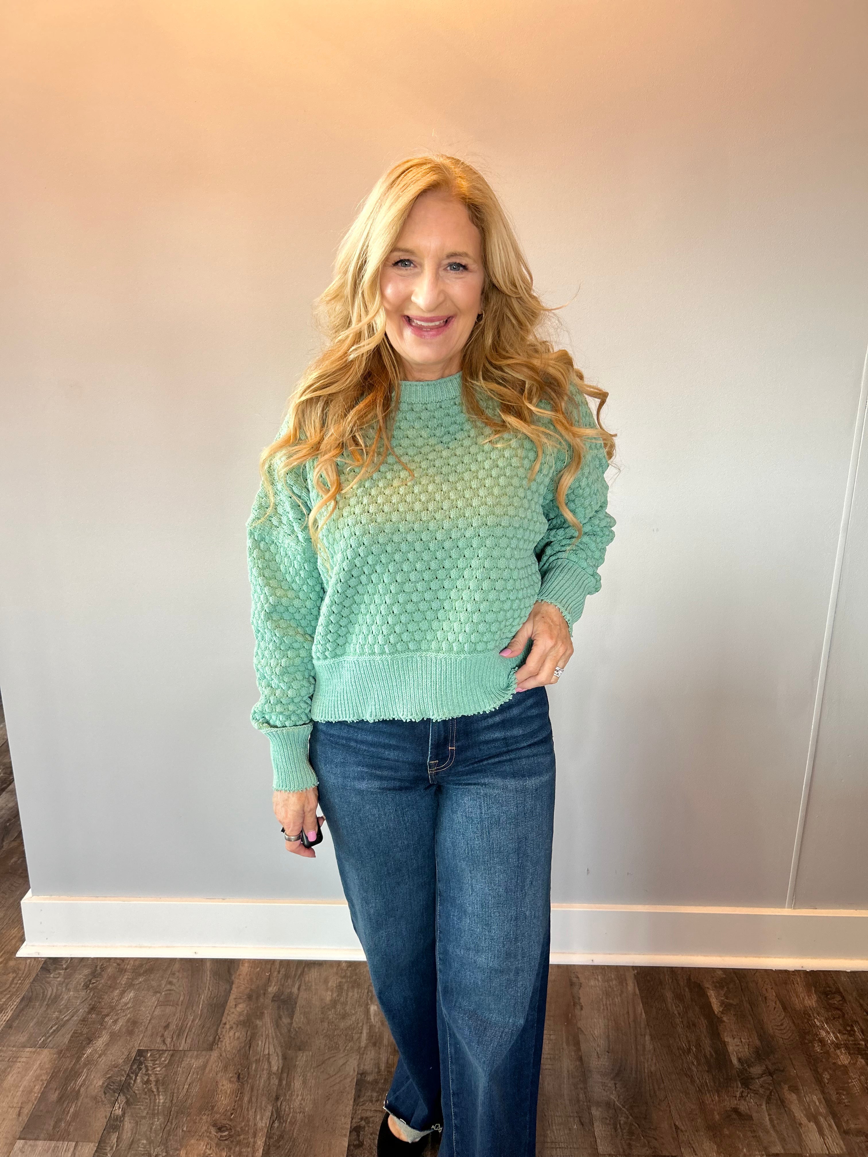 The Edge Appeal Textured Sweater in Pistachio
