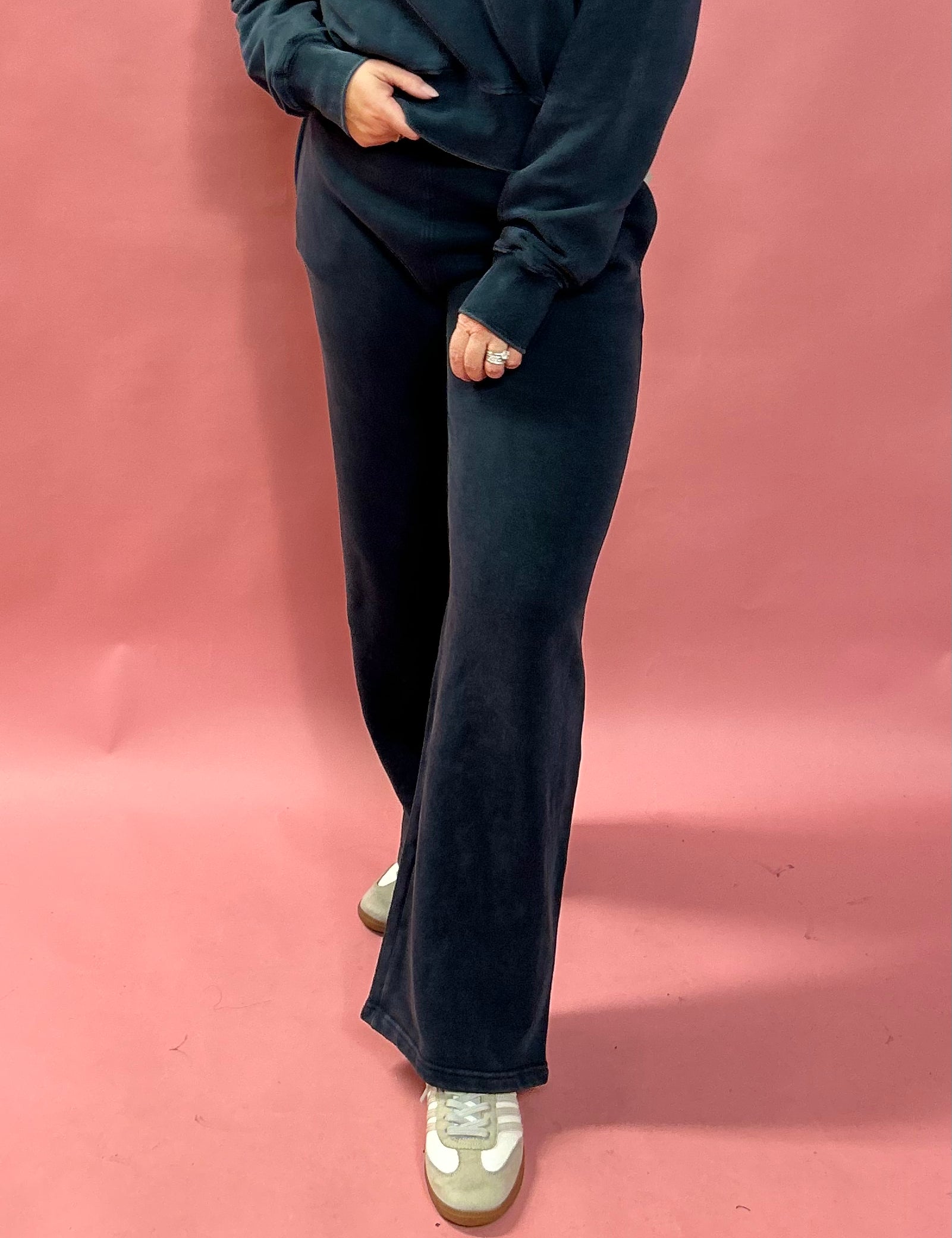 Weekend Vibes Mineral Wash Sweatpants