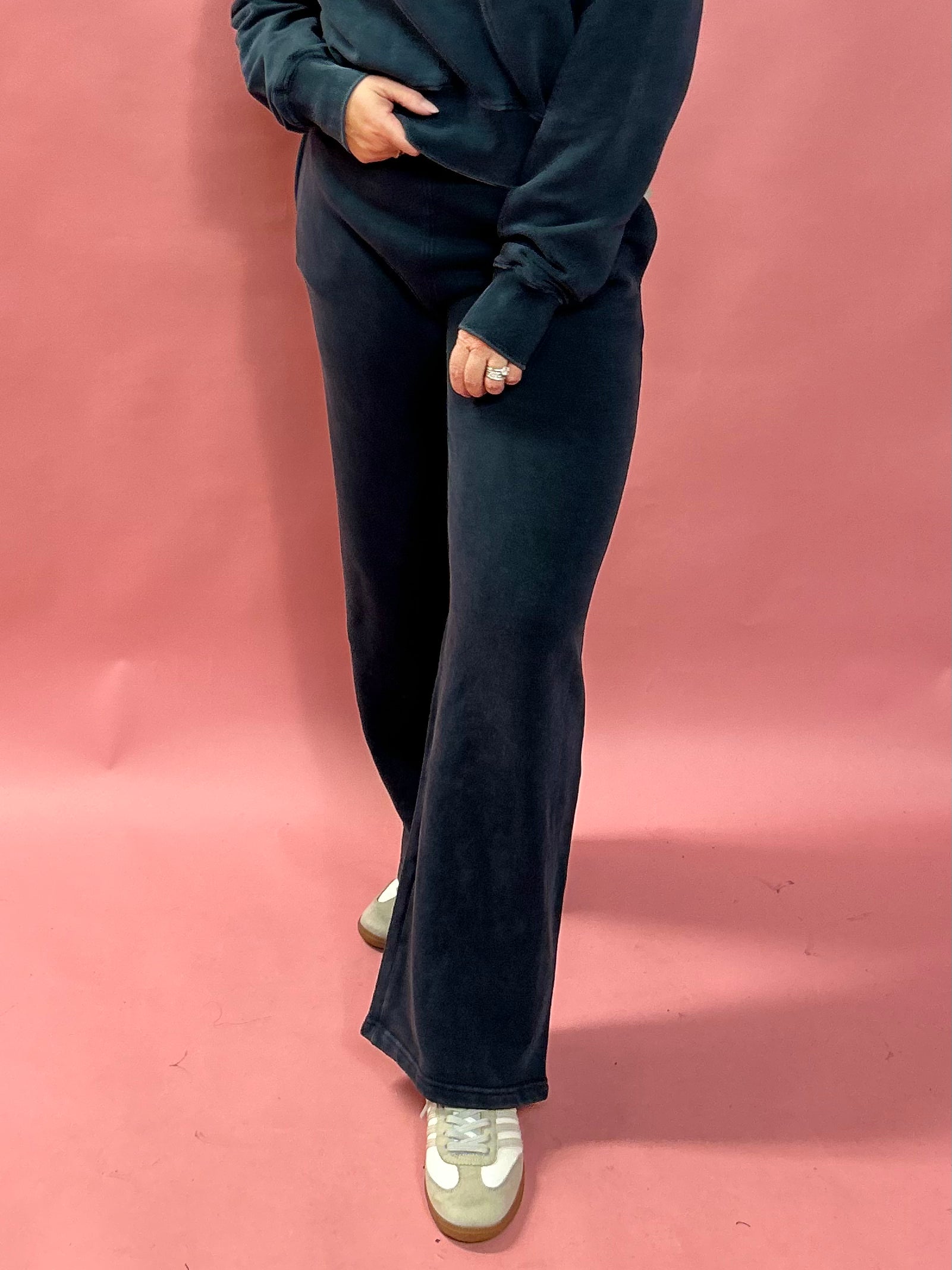 Weekend Vibes Mineral Wash Sweatpants