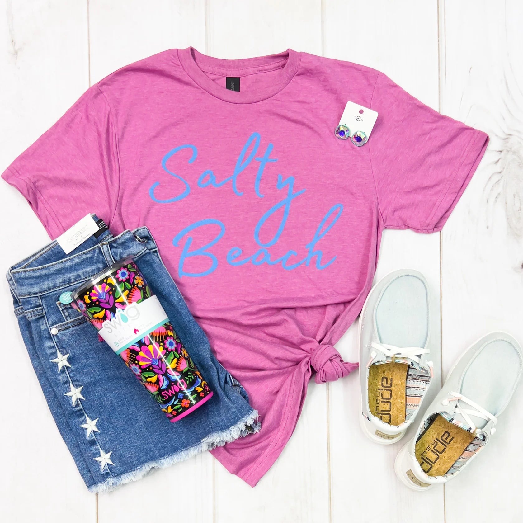 Salty Beach Graphic Tee in Pink