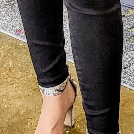 Donna High Rise Fab Ab Ankle Skinny Black