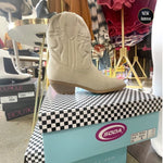Nashville Suede Tan Bootie