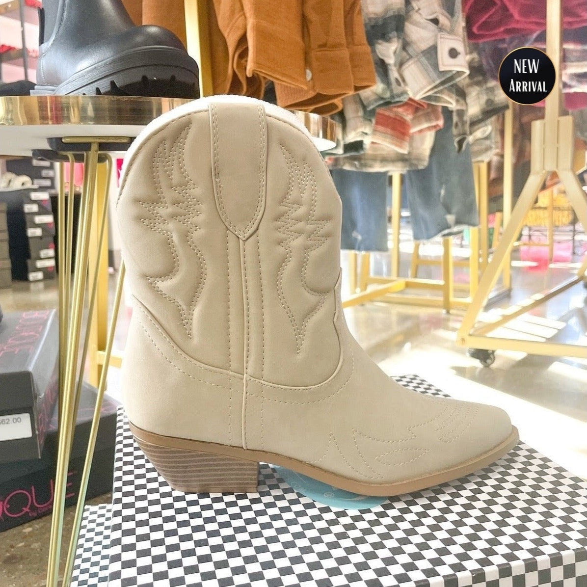 Nashville Suede Tan Bootie